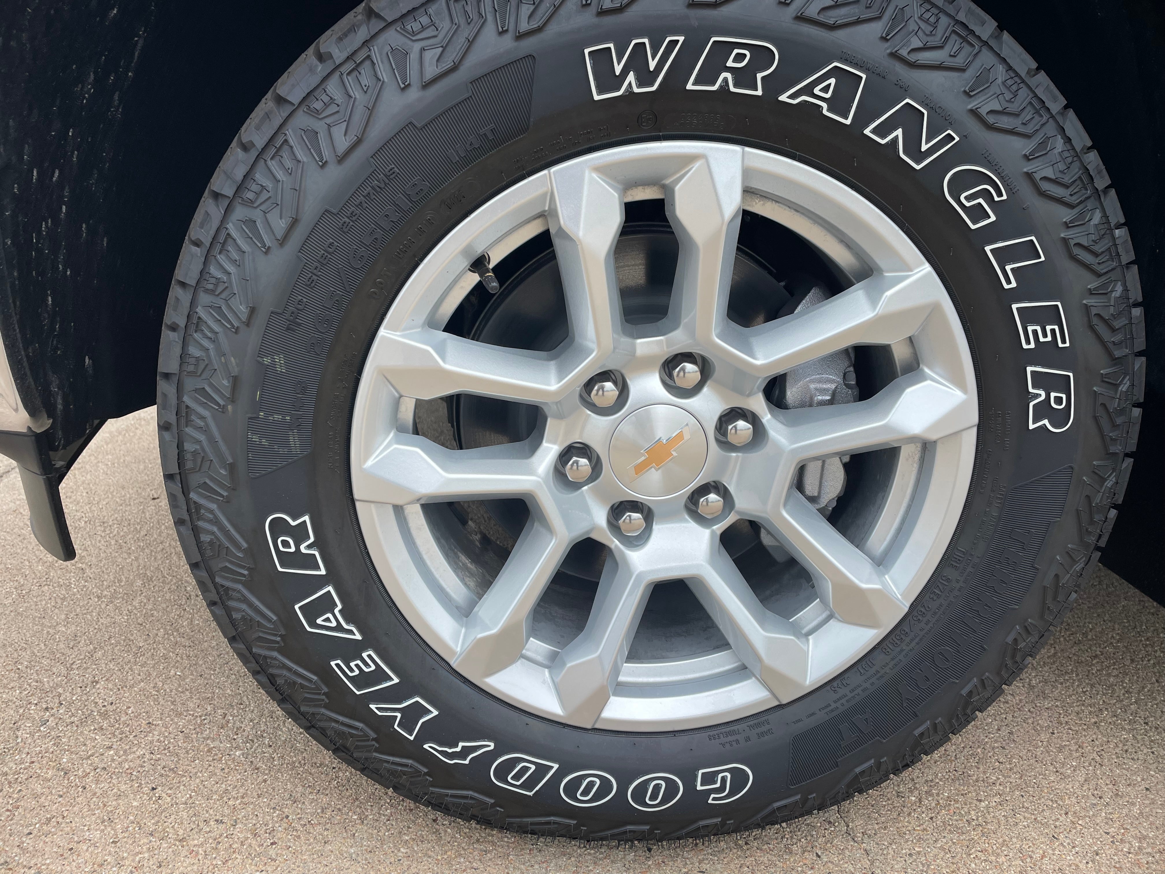 2025 Chevrolet Silverado 1500 LT