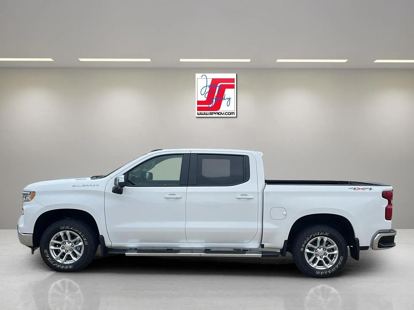 2025 Chevrolet Silverado 1500 LT