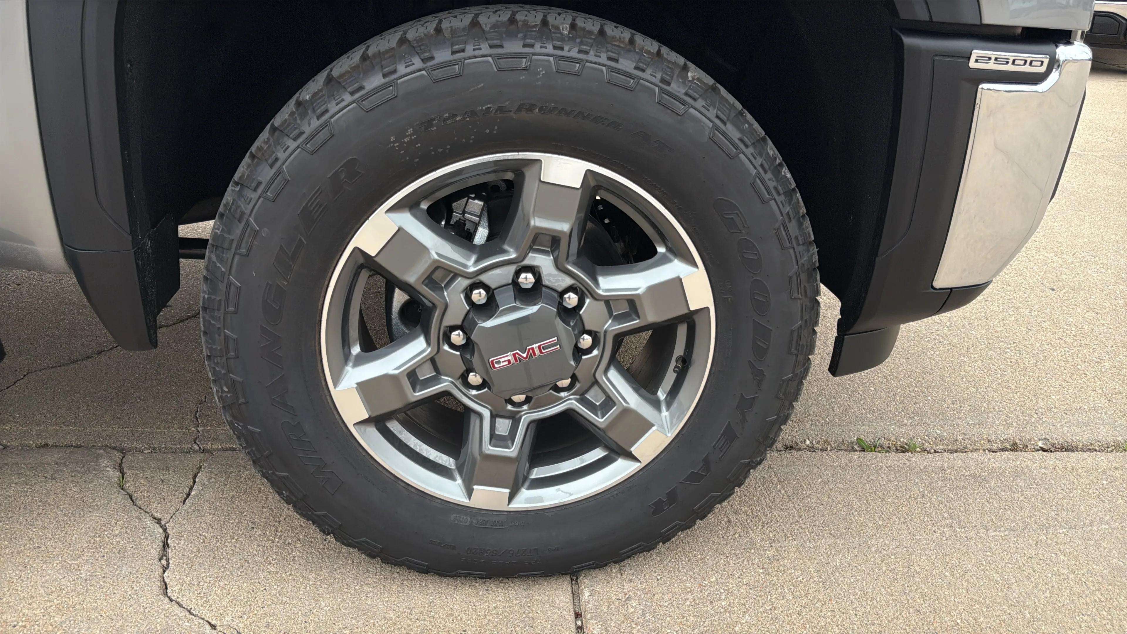 2026 GMC Sierra 2500 HD SLT