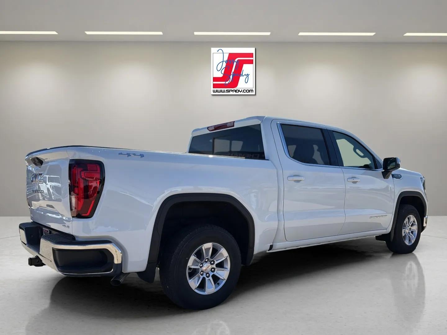 2026 GMC Sierra 1500 SLE