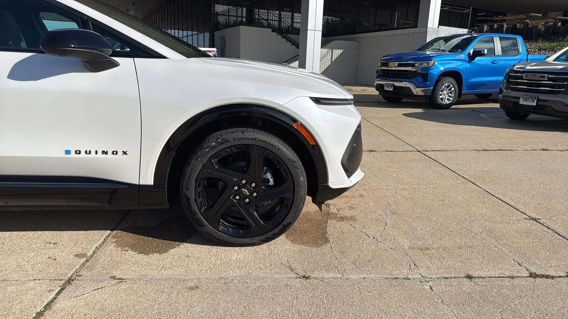 2025 Chevrolet Equinox EV RS