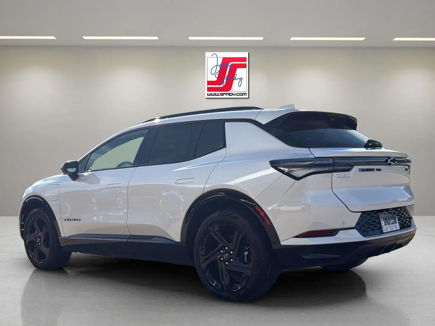 2025 Chevrolet Equinox EV RS