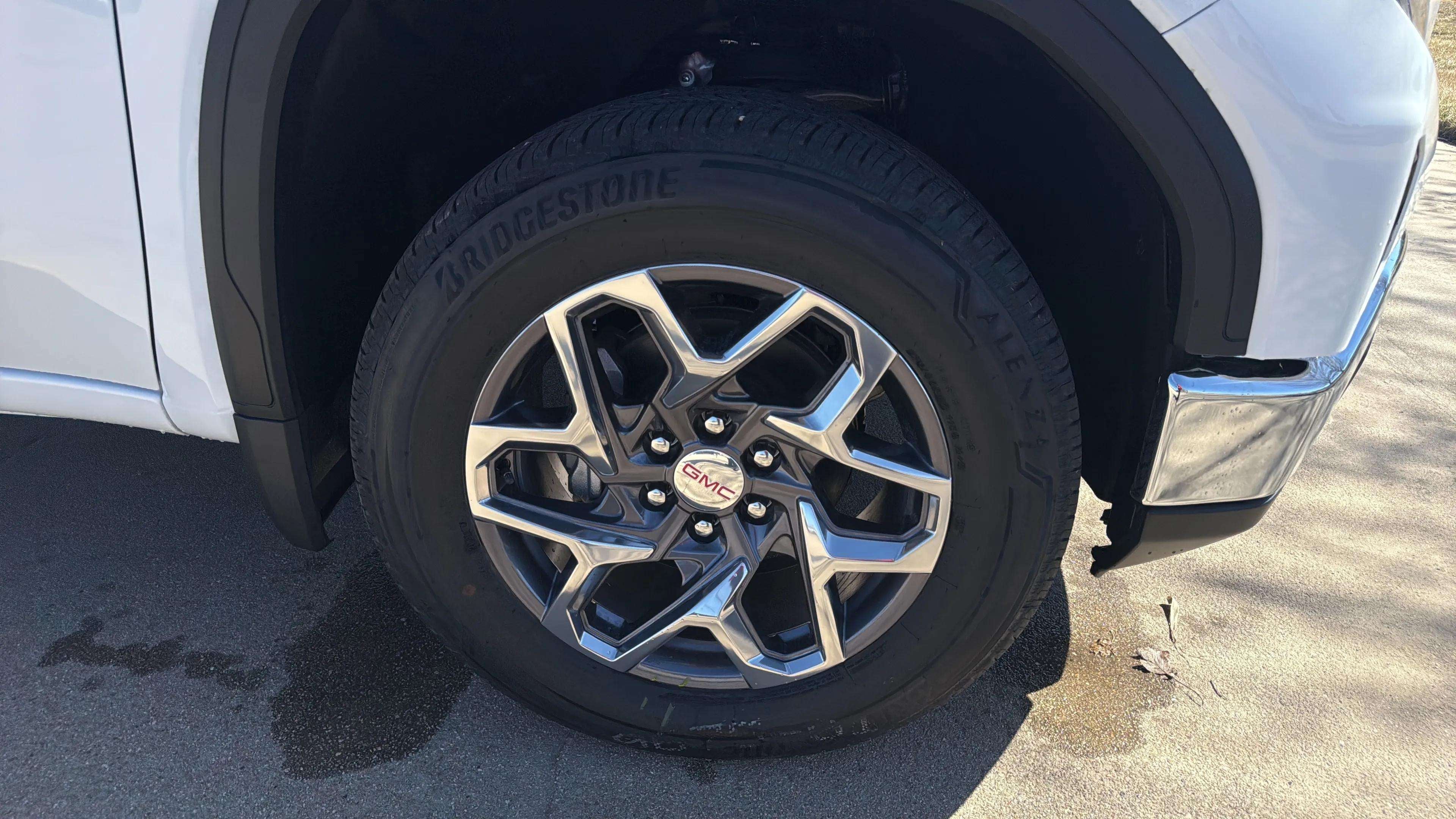 2026 GMC Sierra 1500 SLE