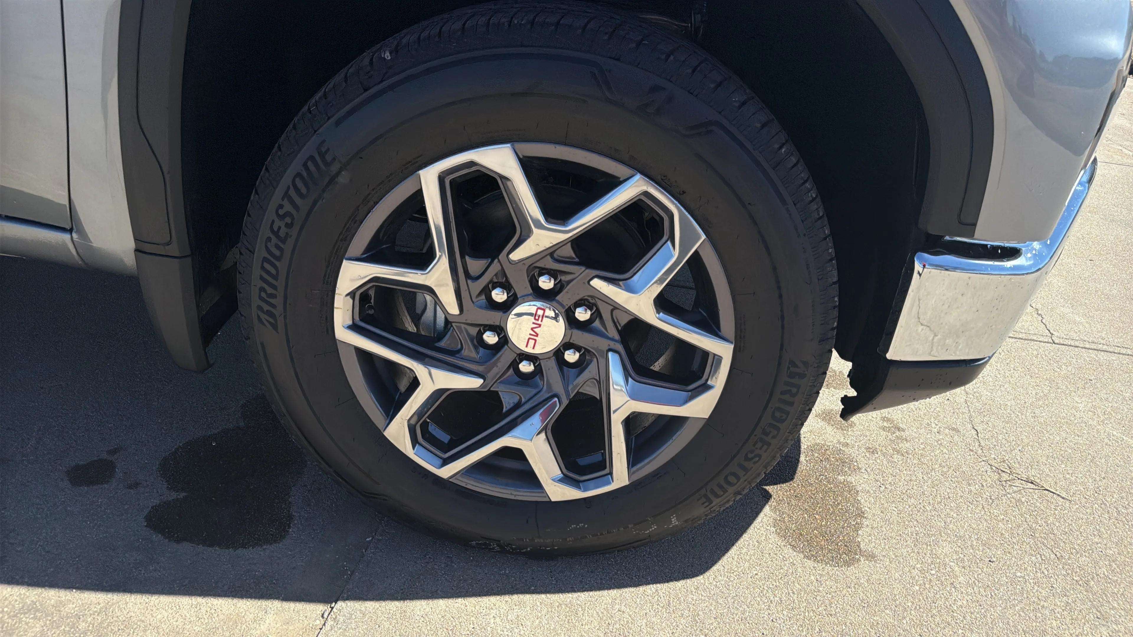 2026 GMC Sierra 1500 SLE