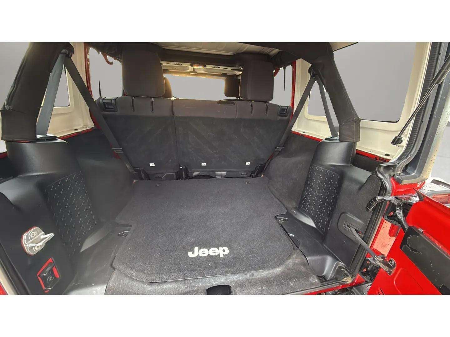 2014 Jeep Wrangler Unlimited Sport