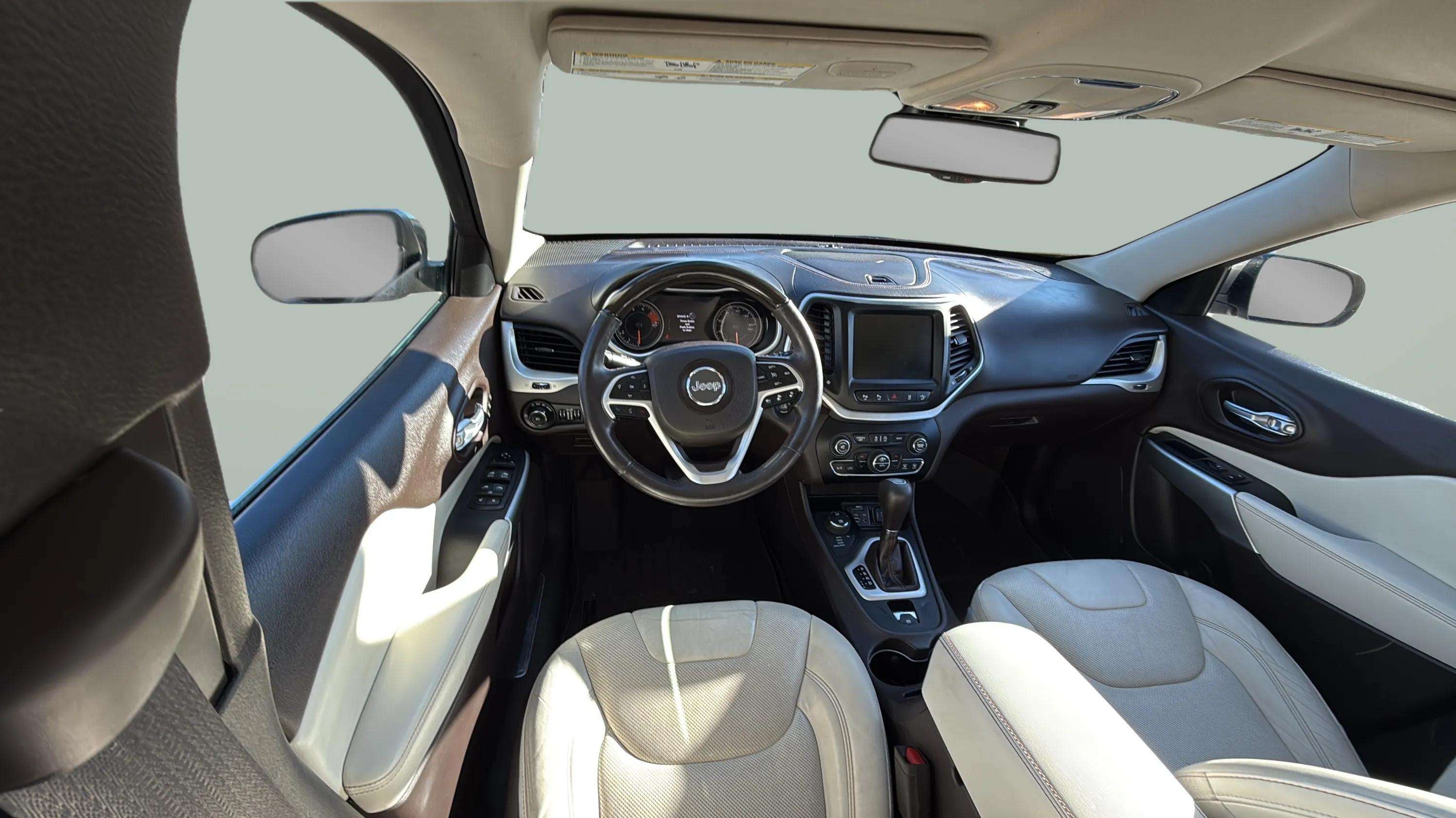 2016 Jeep Cherokee Overland