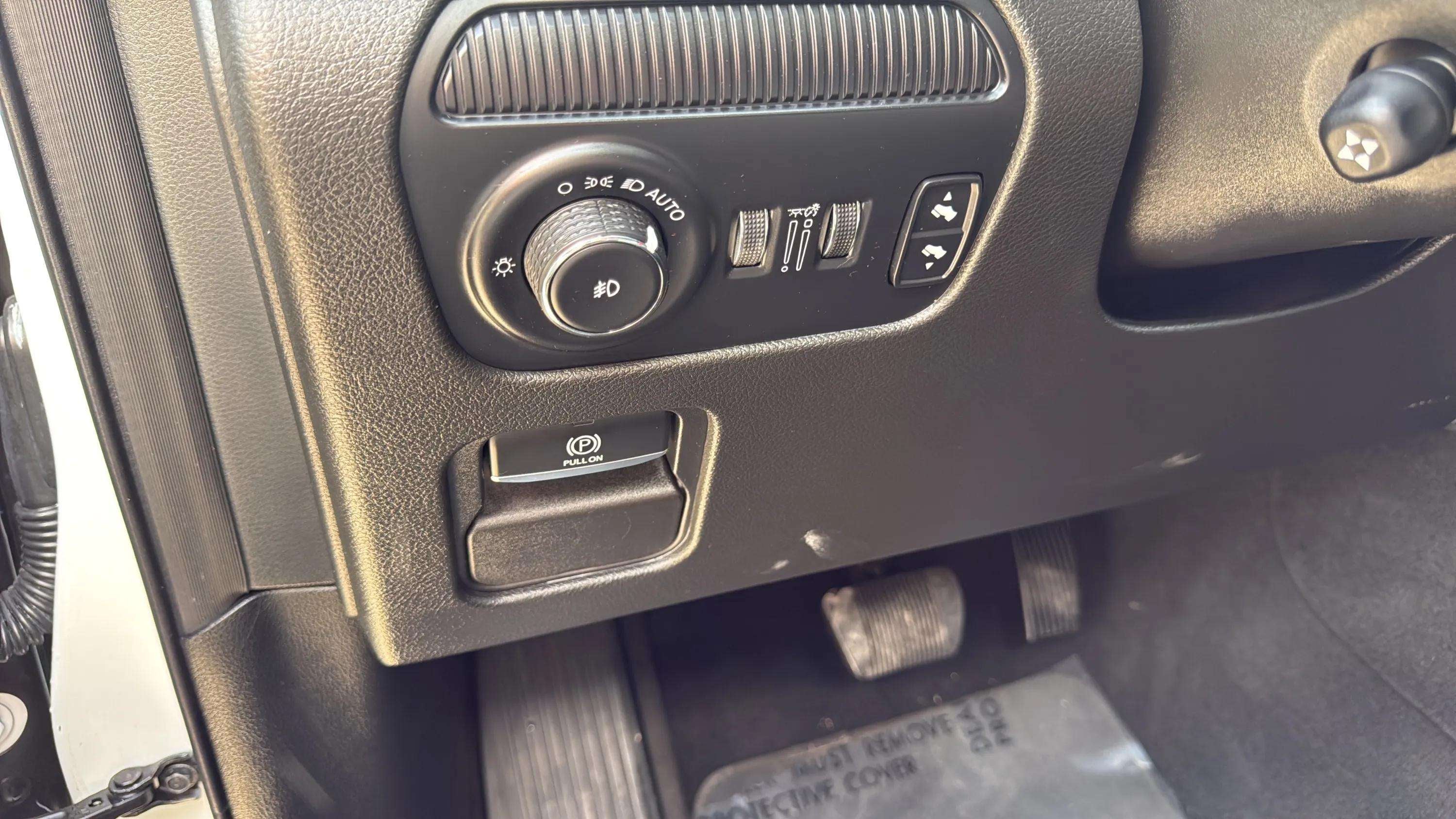 2023 Jeep Wagoneer L Series III