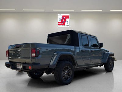 2024 Jeep Gladiator Sport S