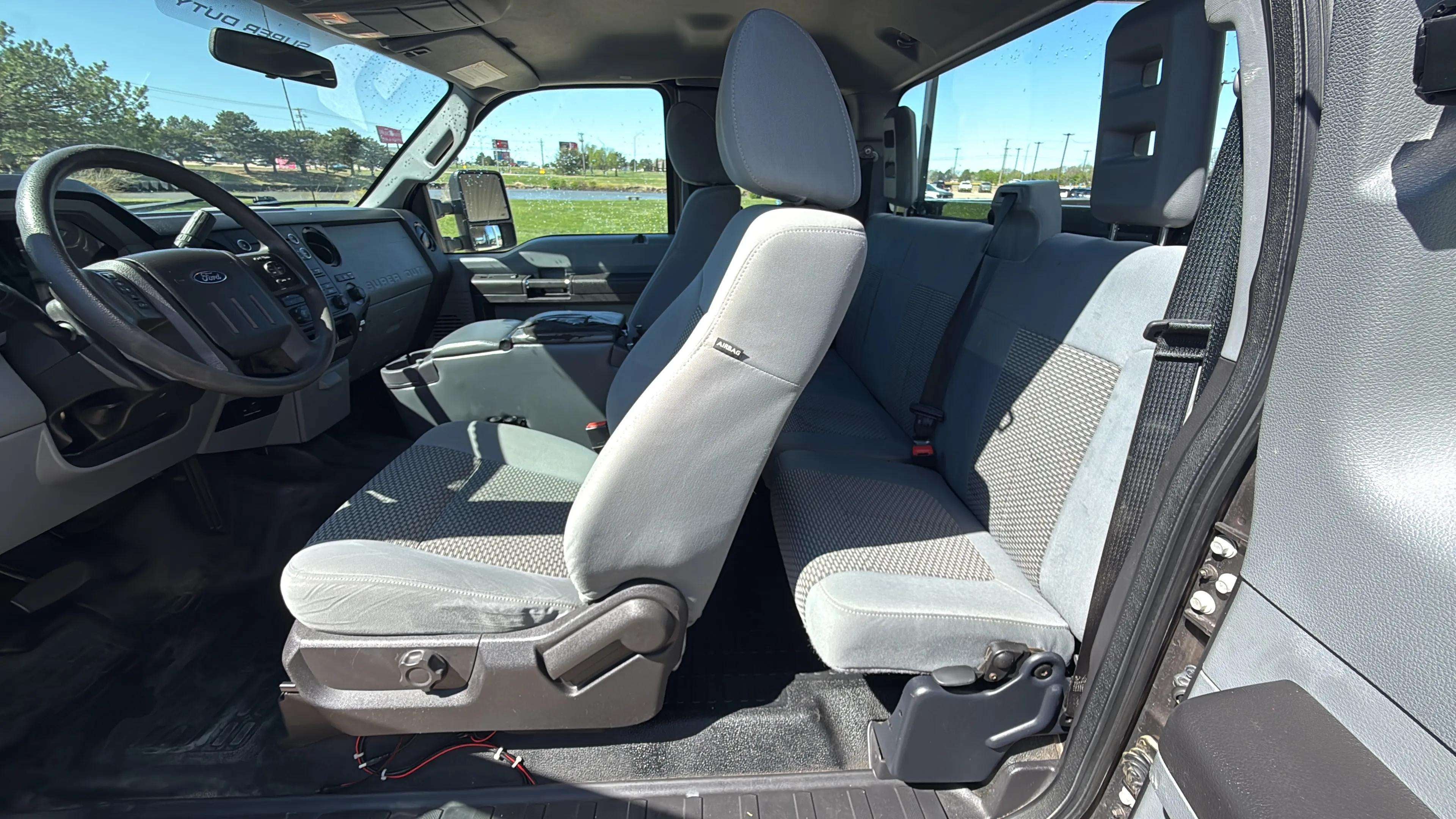 2016 Ford Super Duty F-250 SRW XL