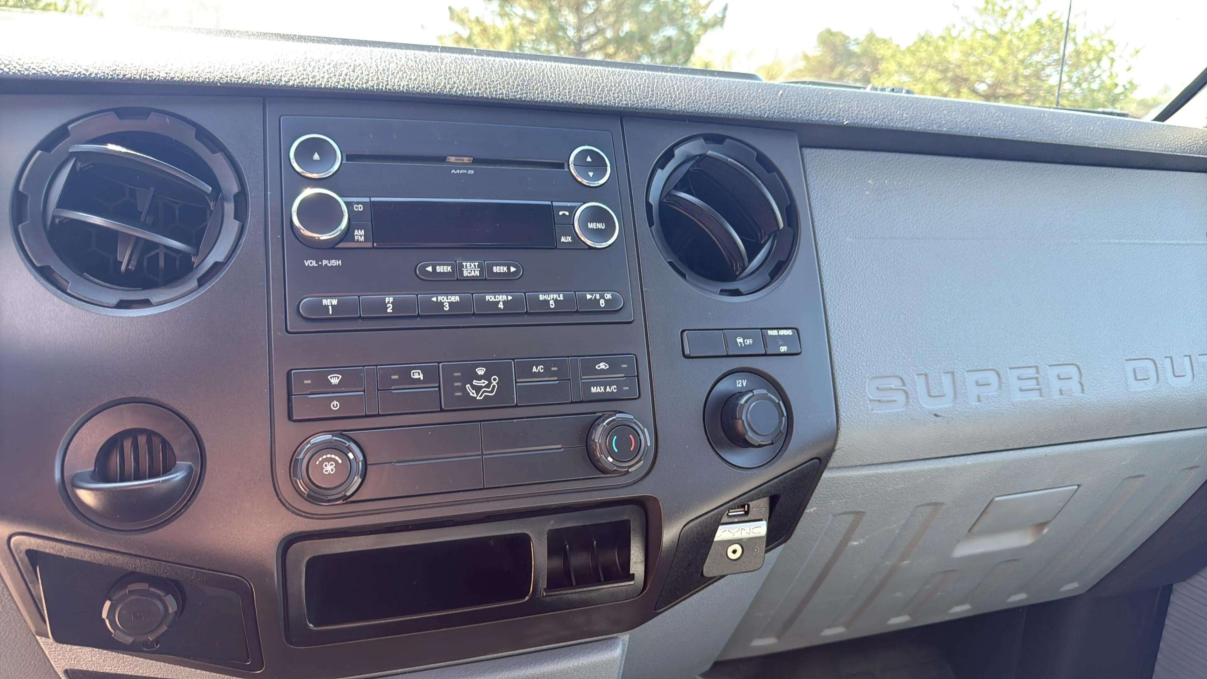 2016 Ford Super Duty F-250 SRW XL