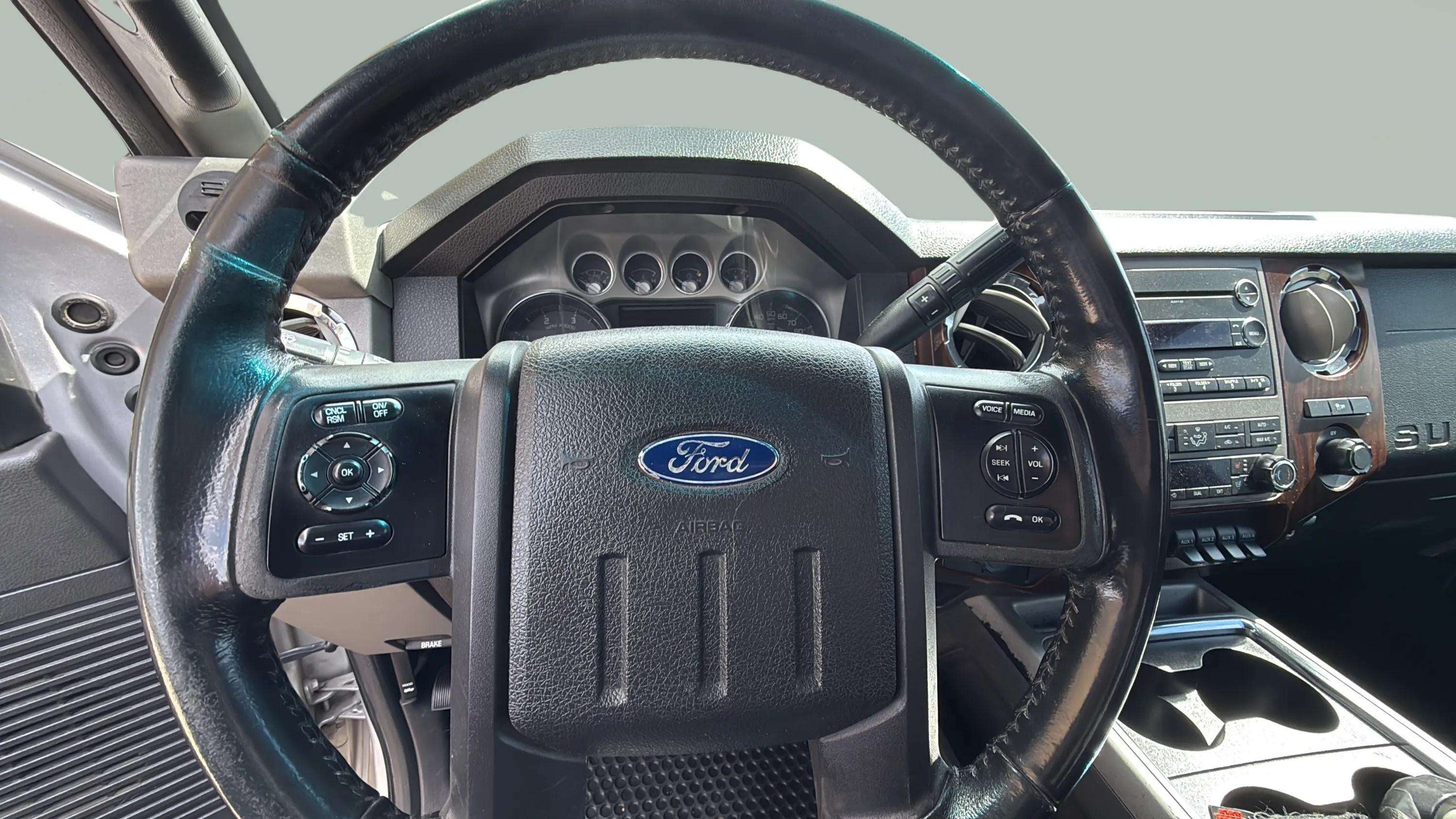 2012 Ford Super Duty F-350 SRW XL