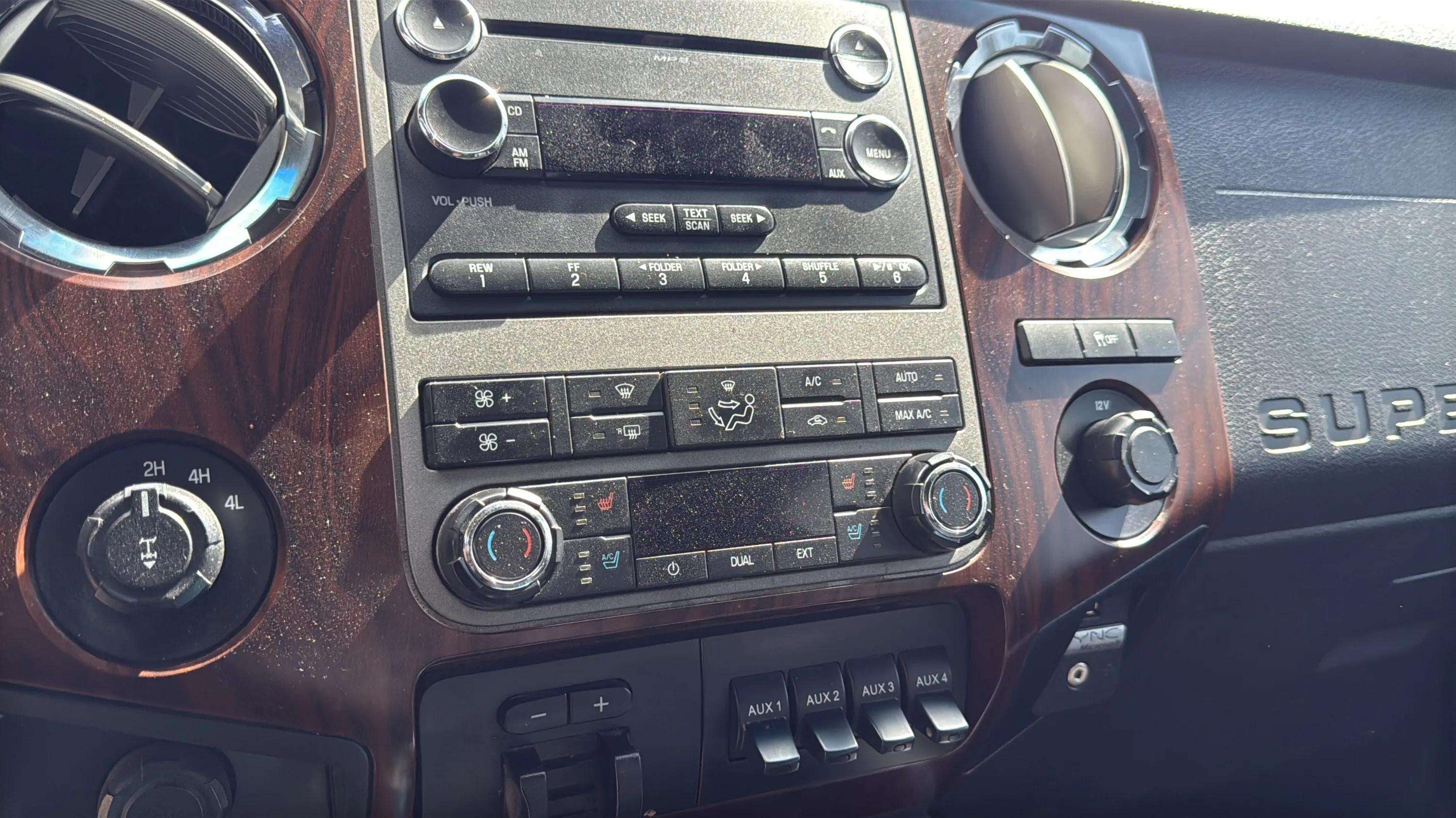 2012 Ford Super Duty F-350 SRW XL