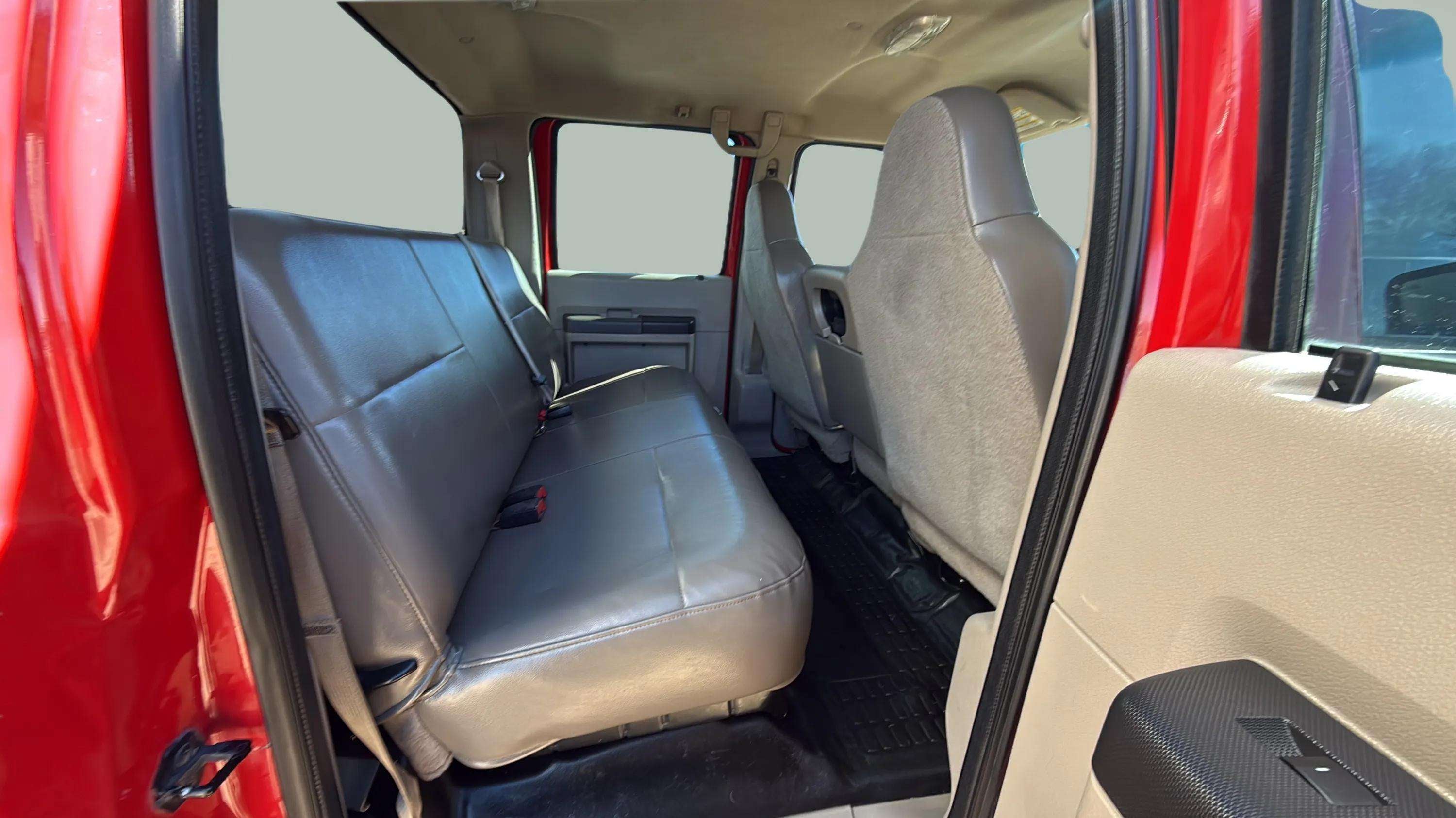 2008 Ford Super Duty F-350 DRW XL