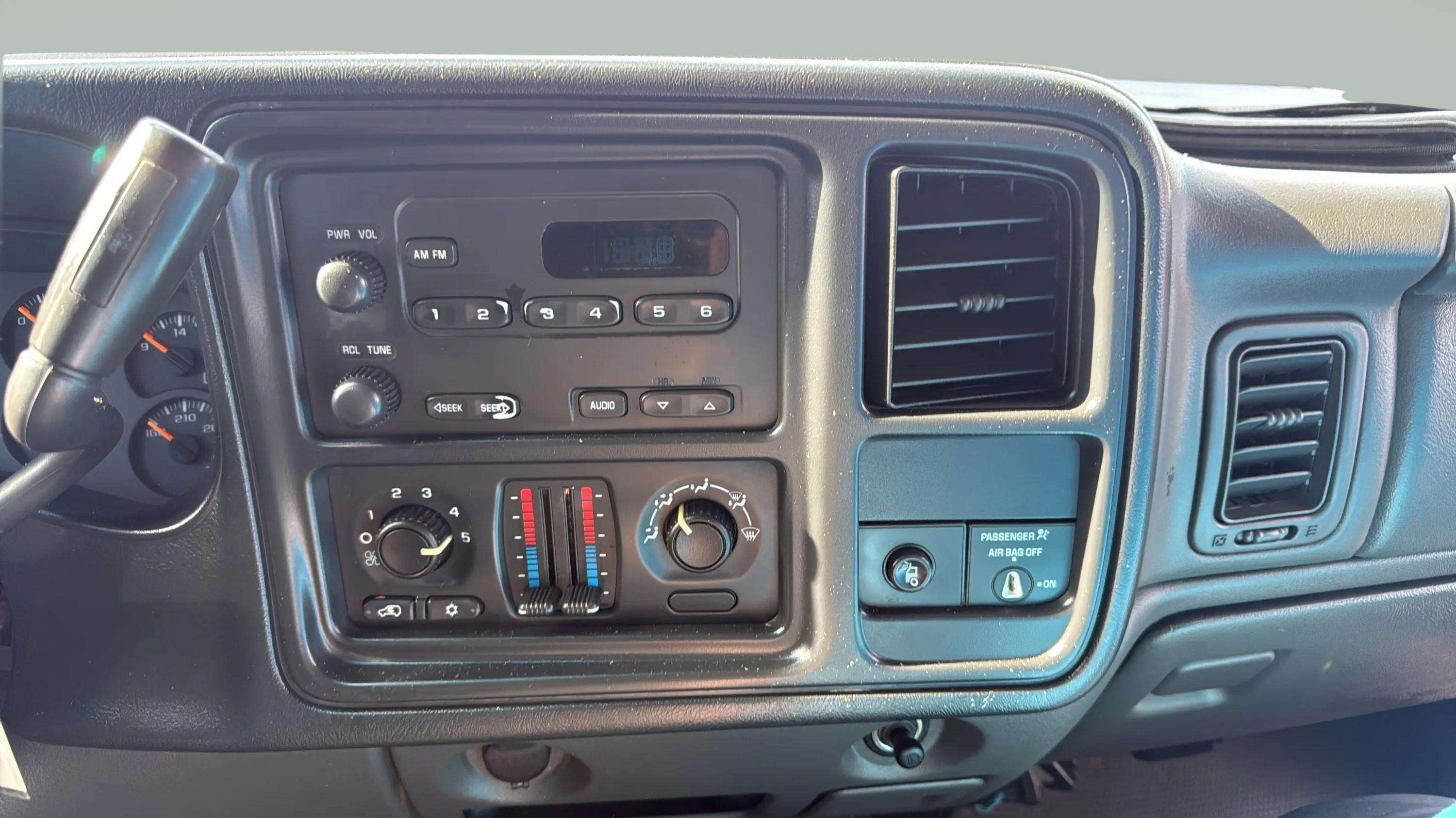 2003 Chevrolet Silverado 3500 HD Base