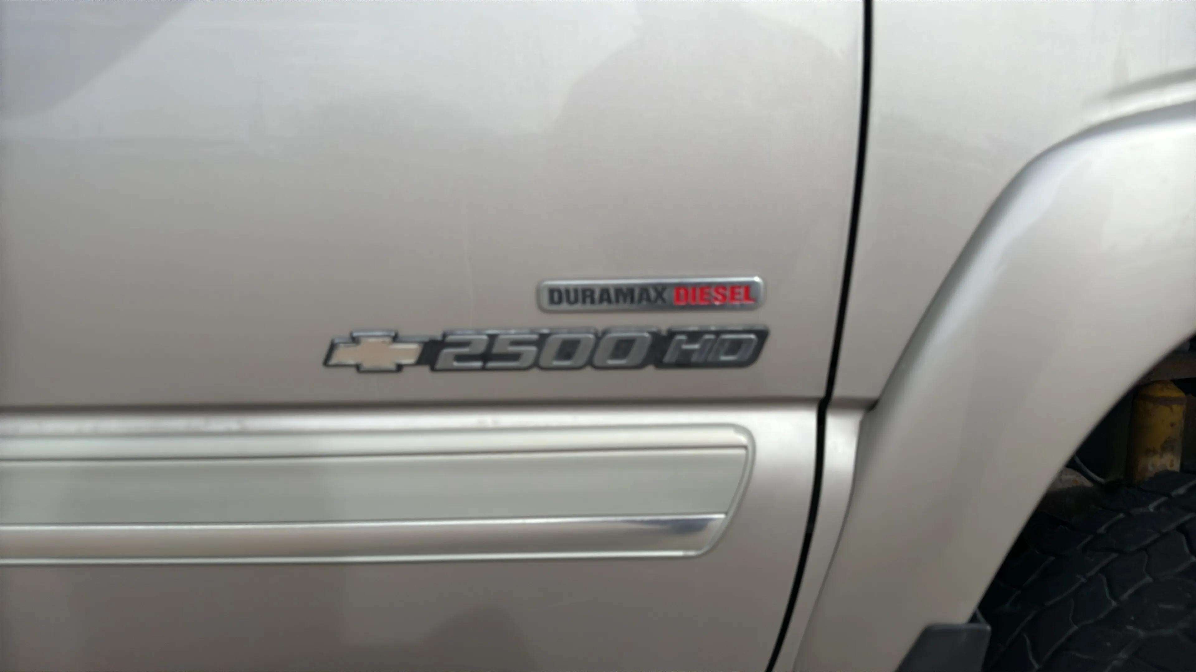 2005 Chevrolet Silverado 2500 HD LS