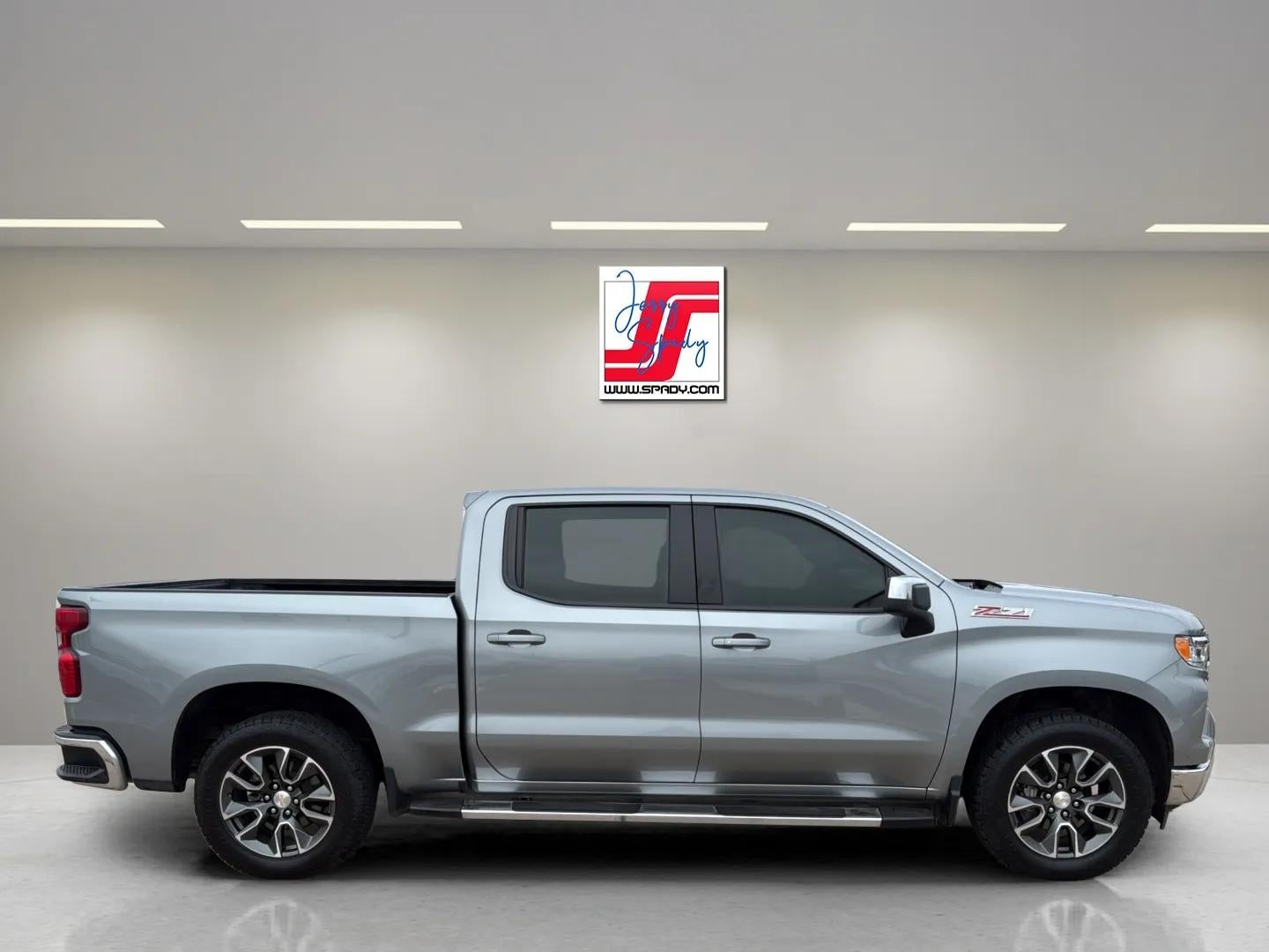 2024 Chevrolet Silverado 1500 LT