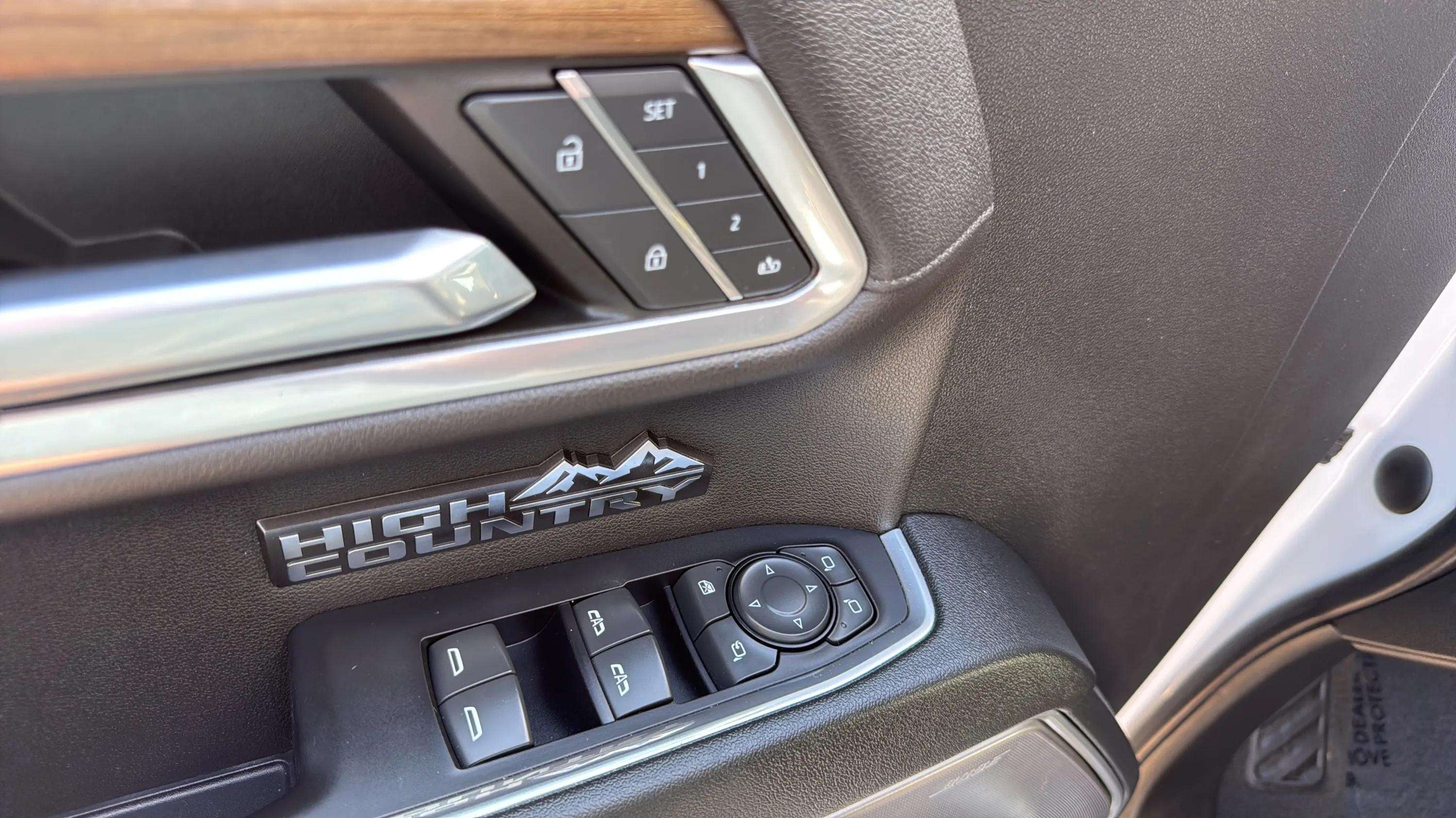 2022 Chevrolet Silverado 1500 High Country