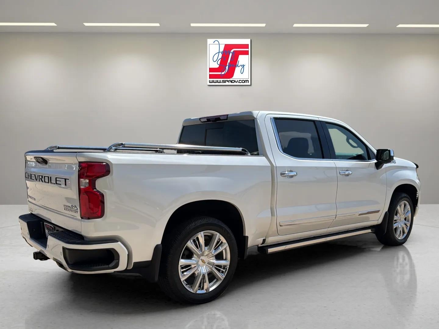 2022 Chevrolet Silverado 1500 High Country