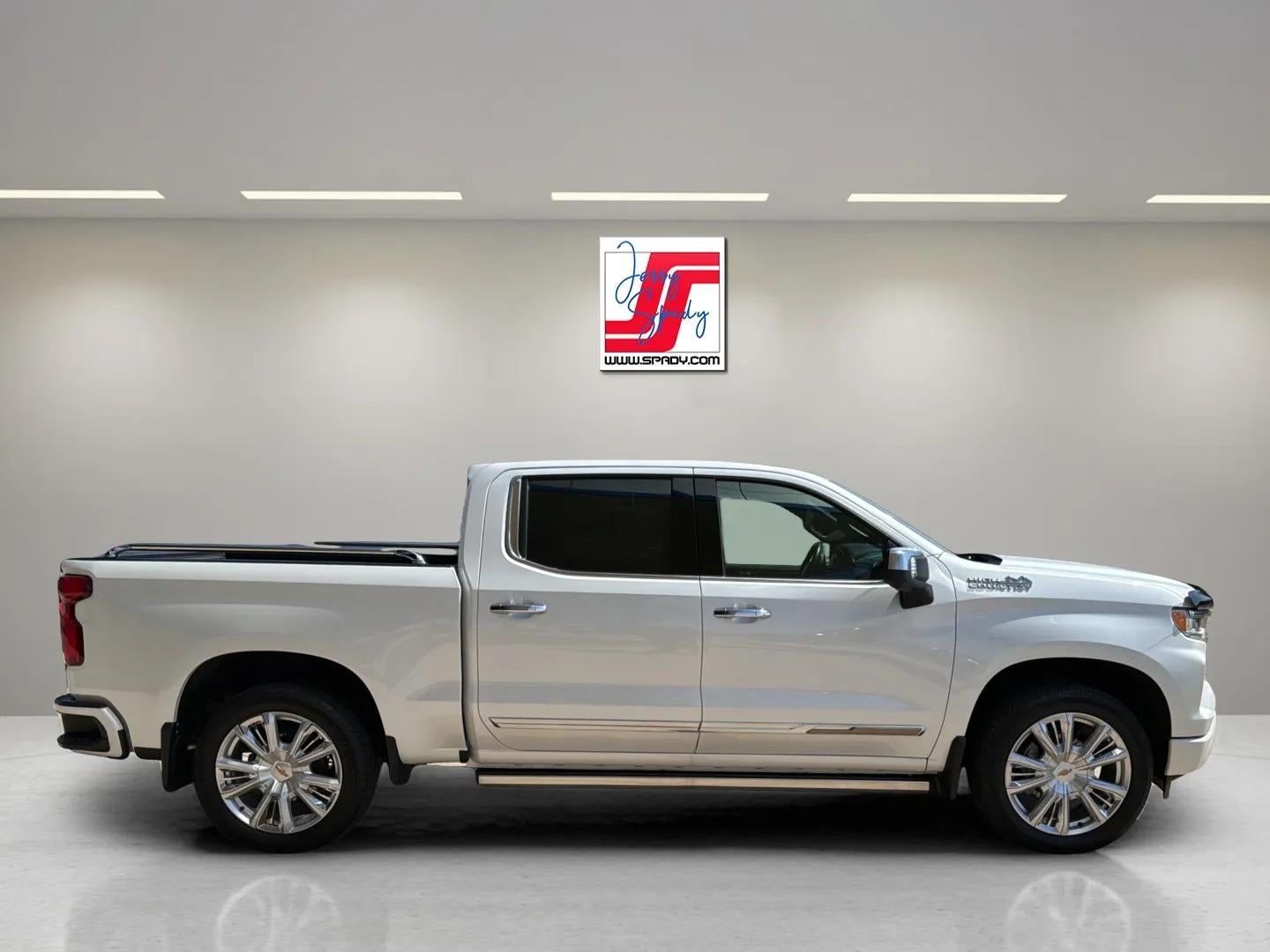 2022 Chevrolet Silverado 1500 High Country