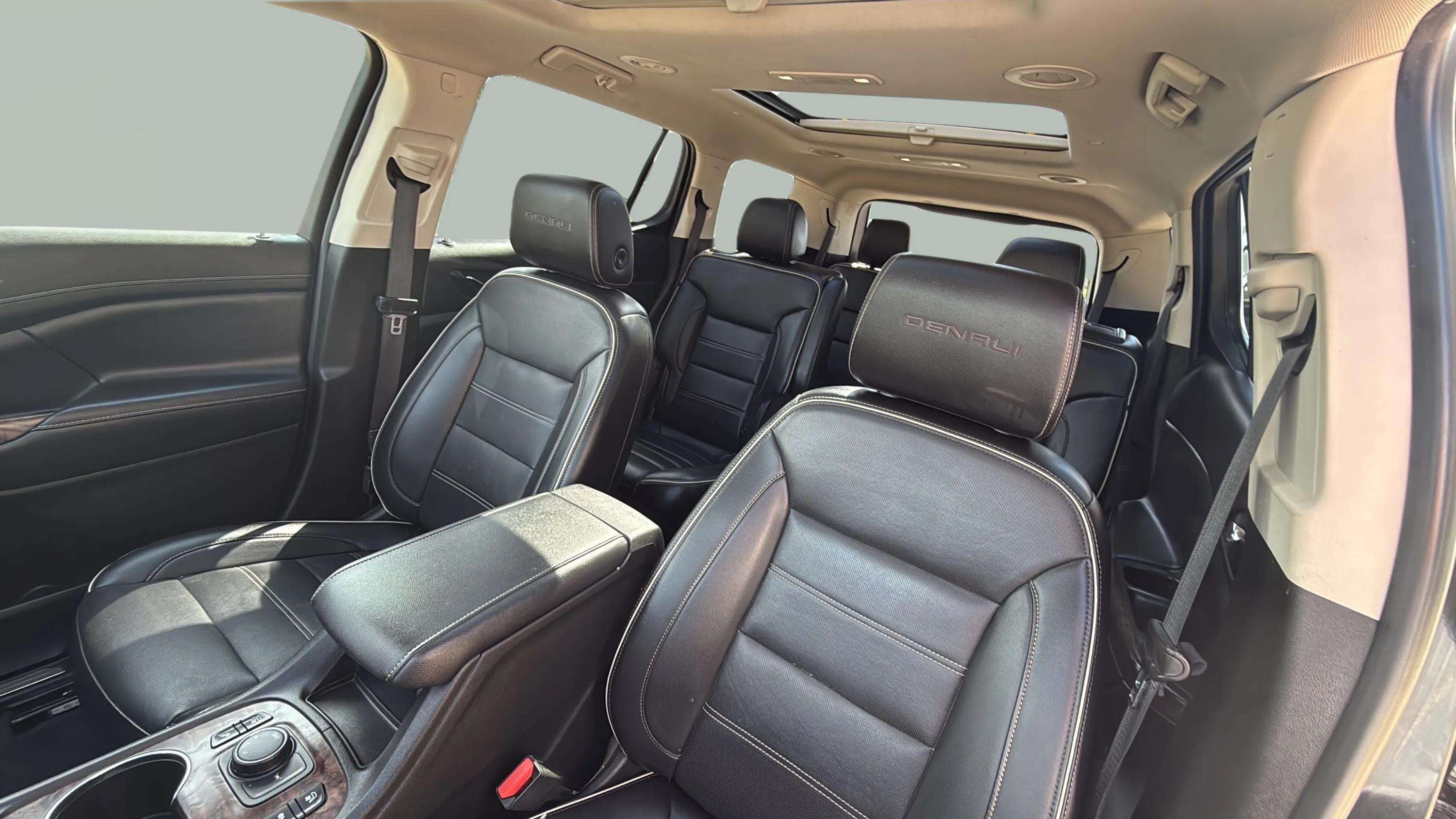 2021 GMC Acadia Denali