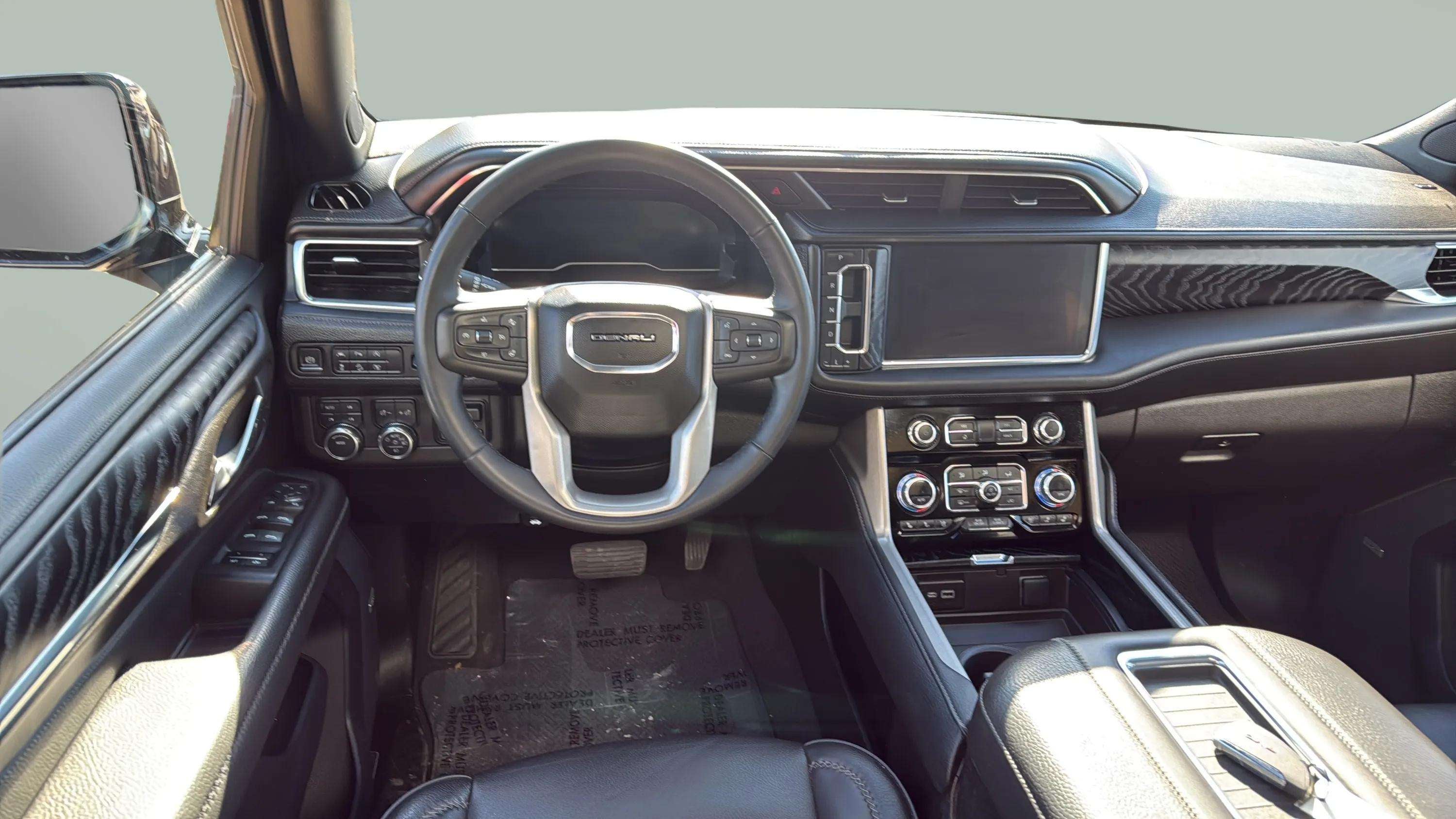 2023 GMC Yukon Denali