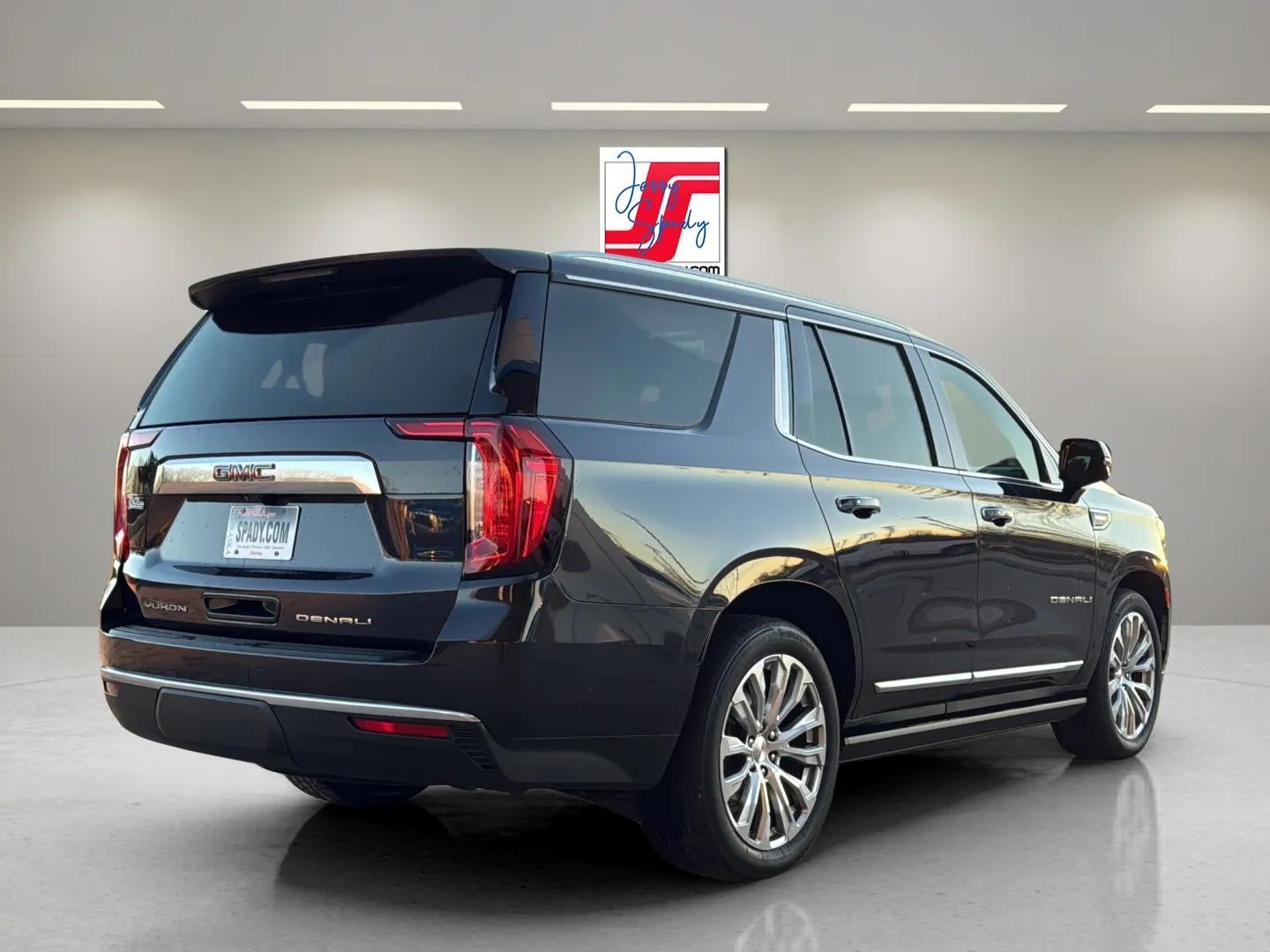 2023 GMC Yukon Denali