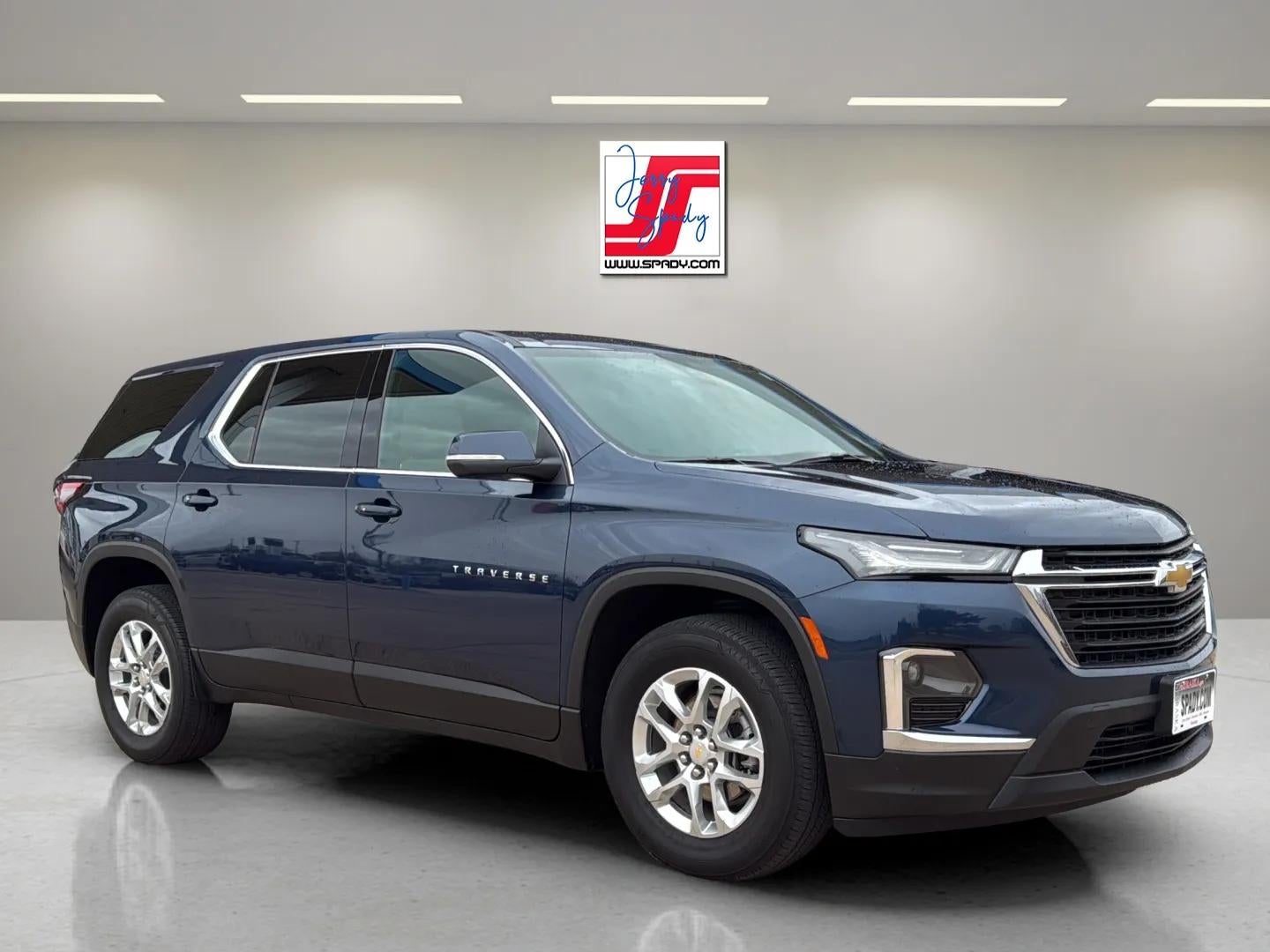 2023 Chevrolet Traverse LS