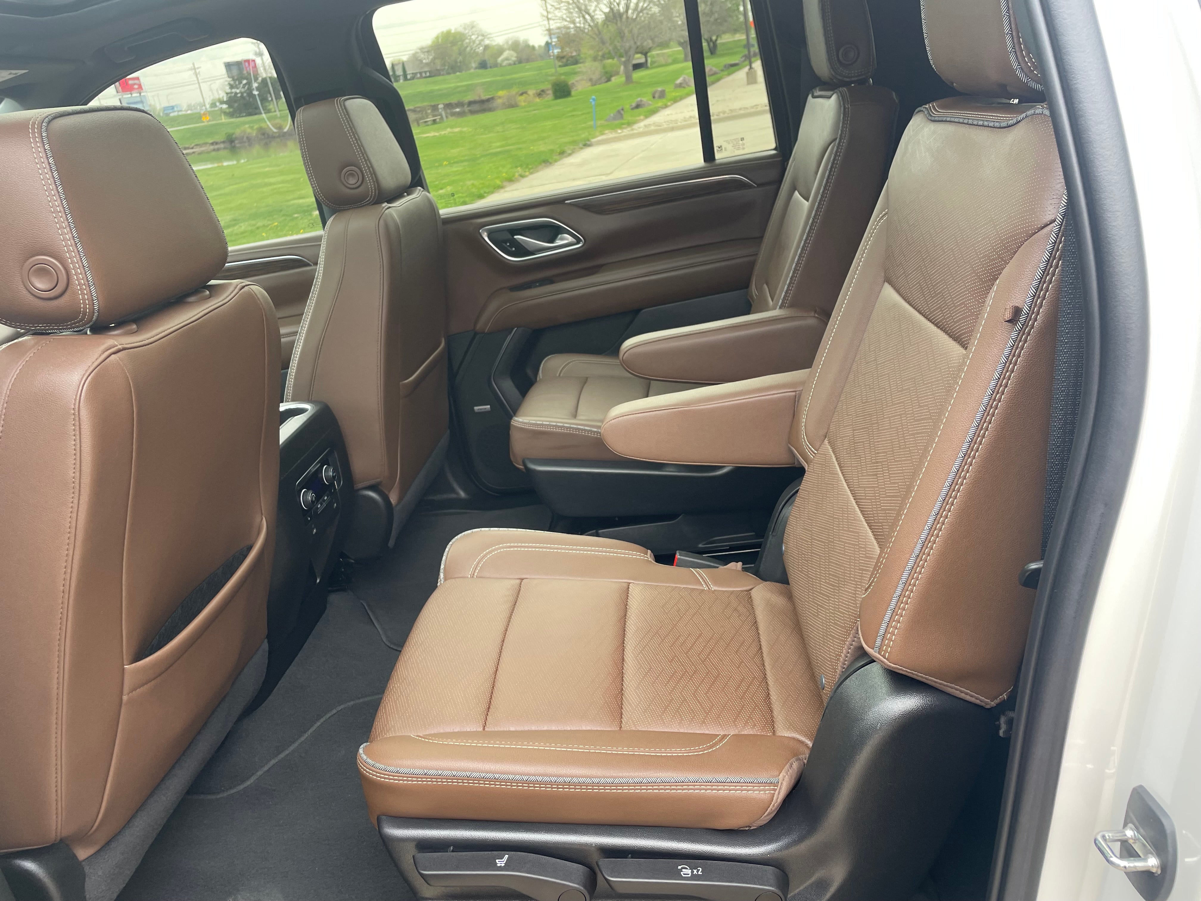 2022 Chevrolet Suburban High Country