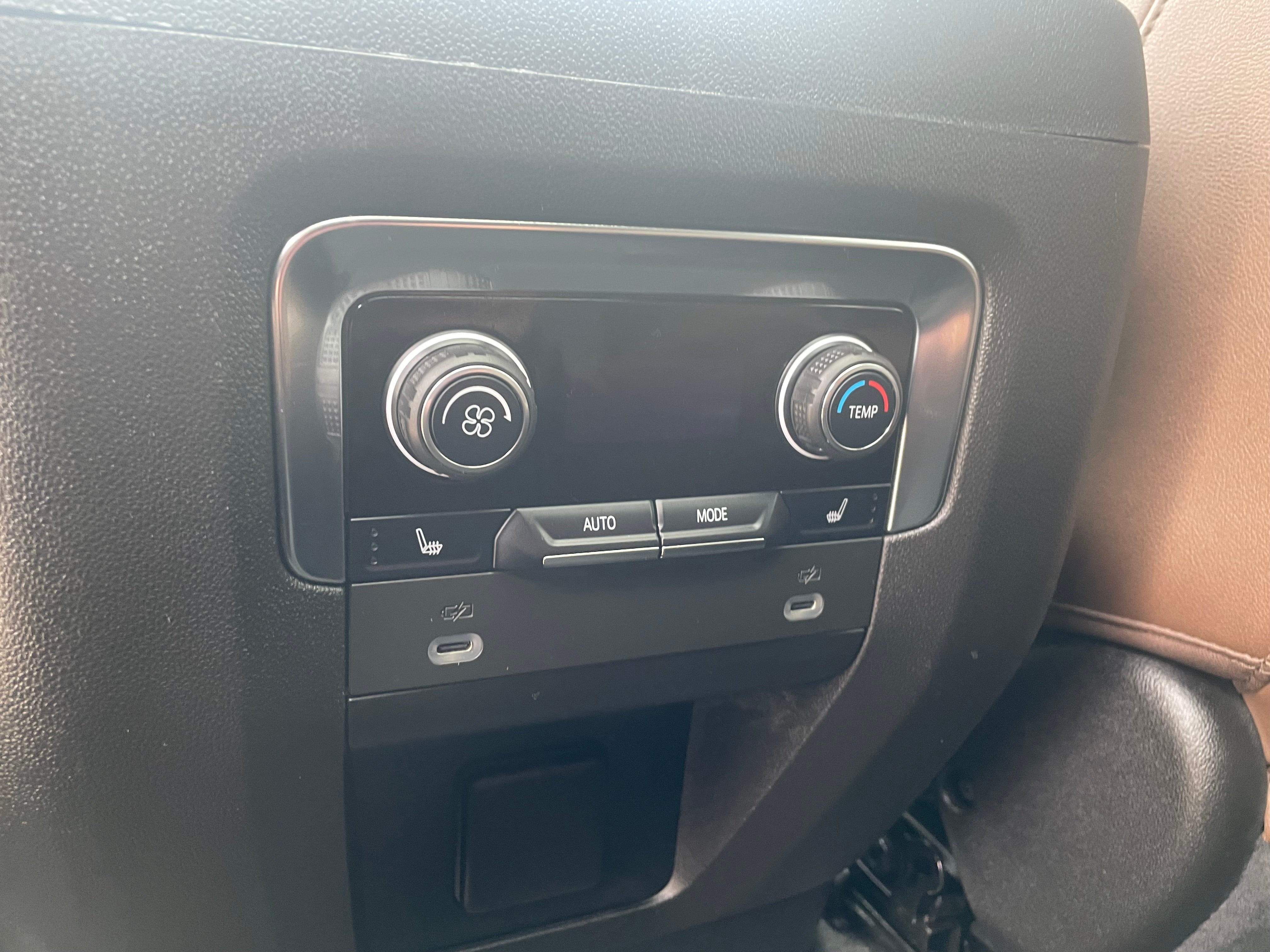 2022 Chevrolet Suburban High Country