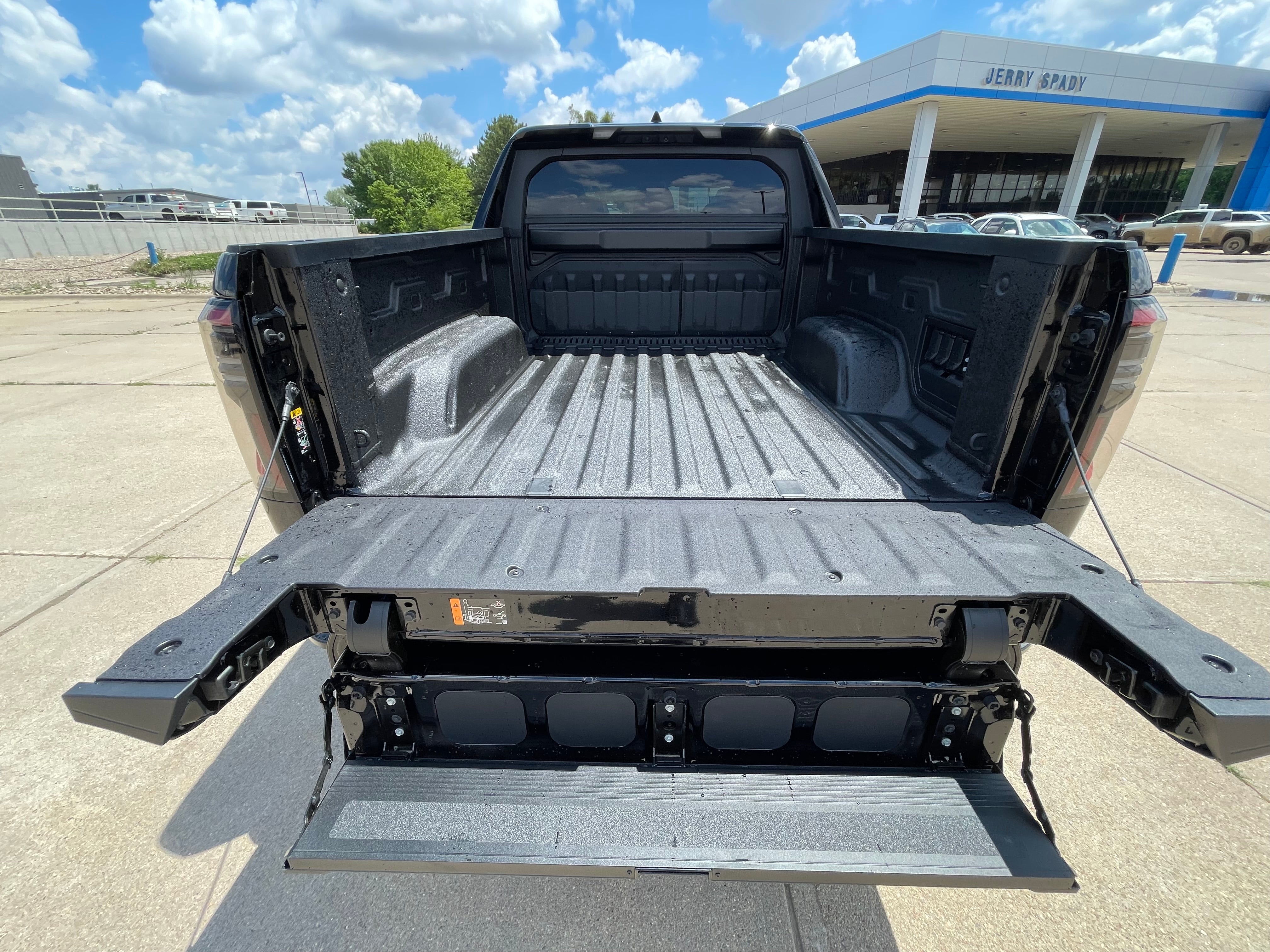 2025 GMC Sierra EV Extended Range Denali