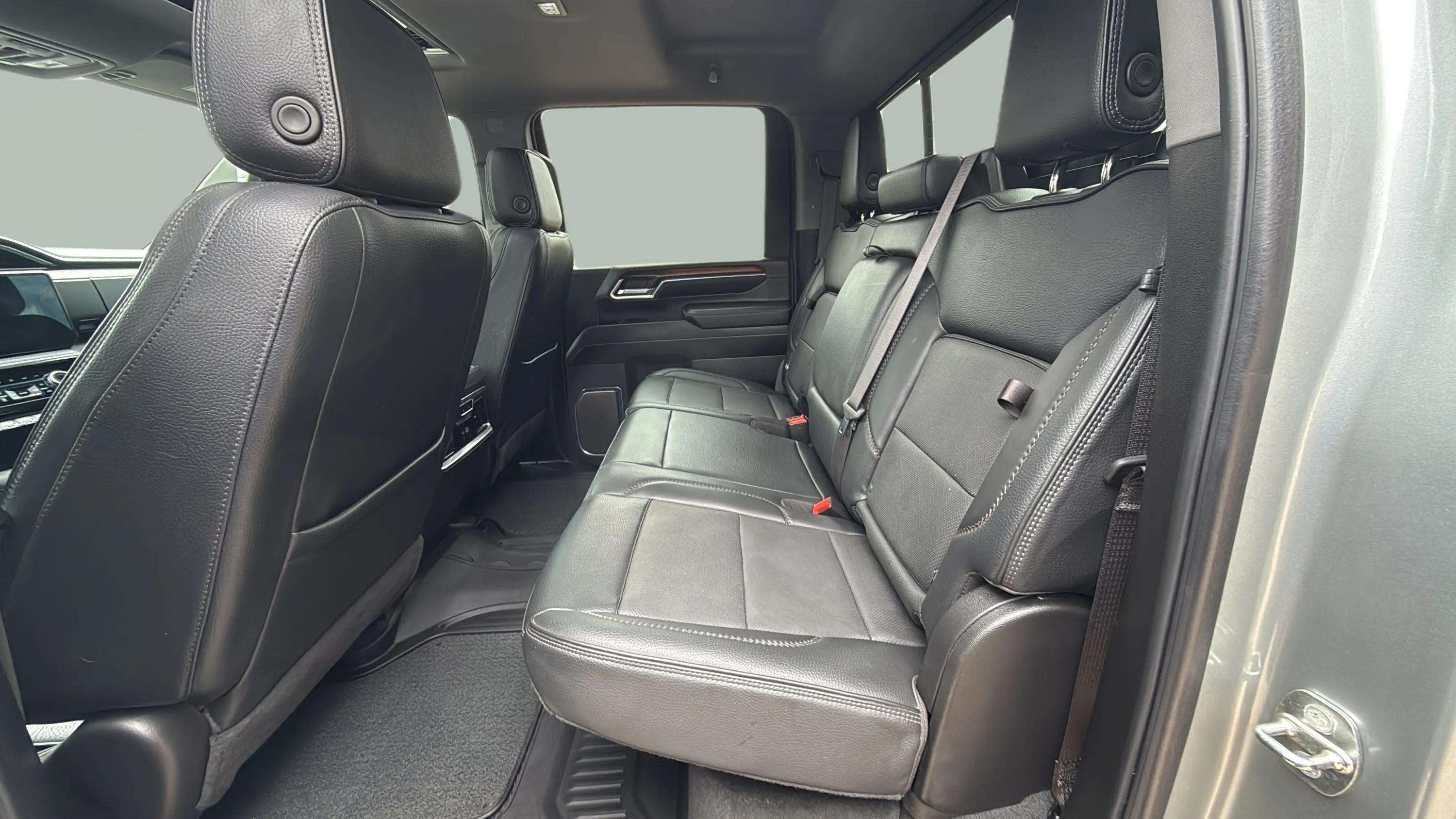 2024 GMC Sierra 2500 HD Denali