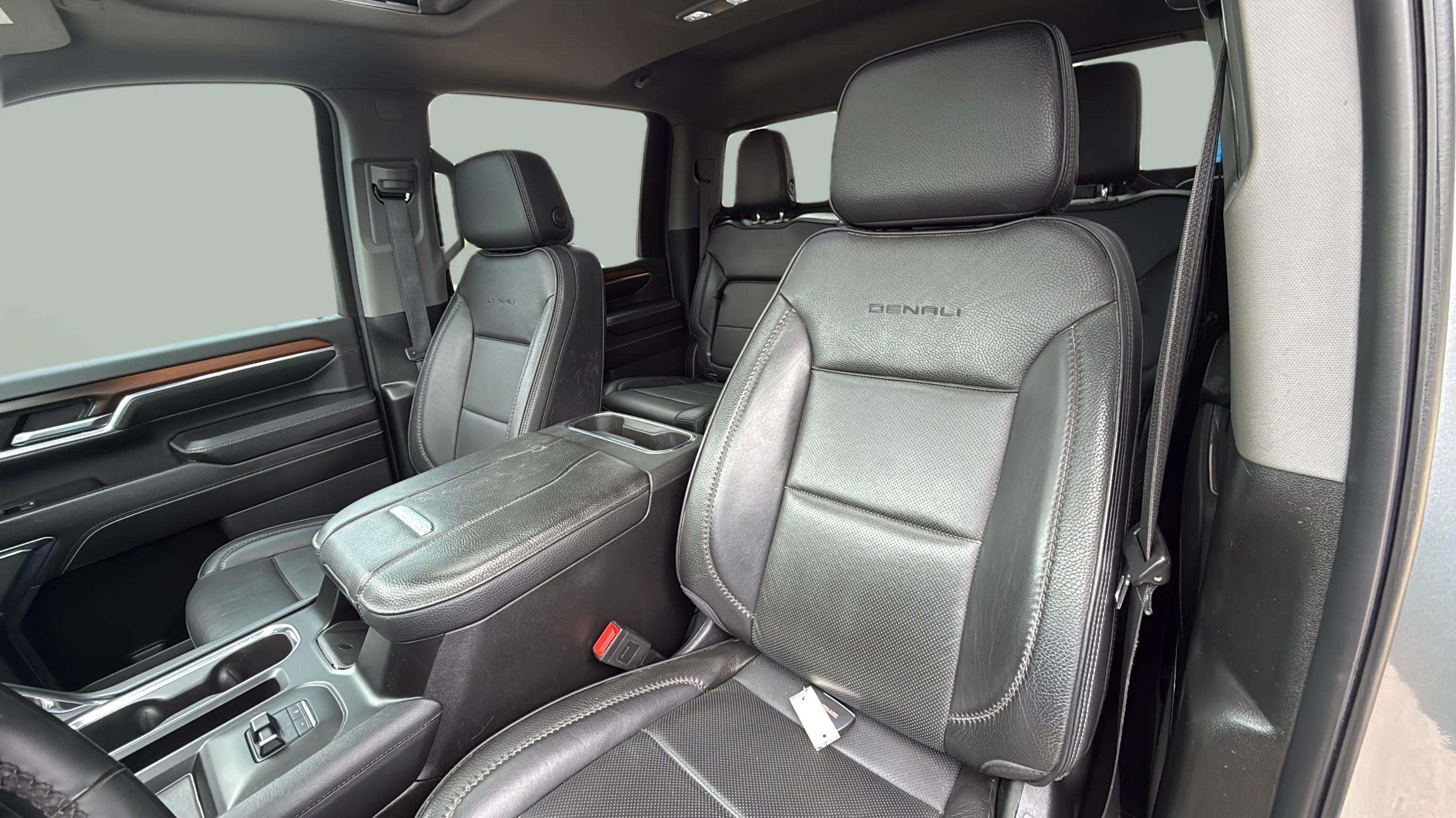 2024 GMC Sierra 2500 HD Denali