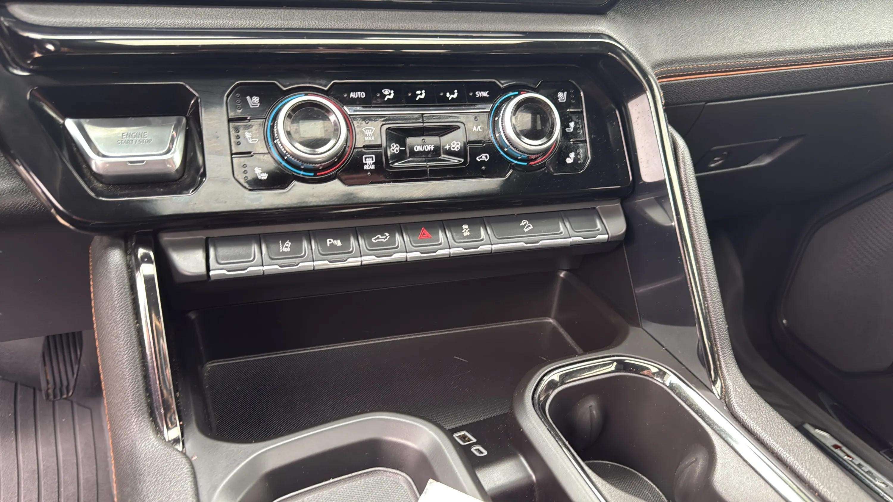 2025 GMC Sierra 2500 HD AT4