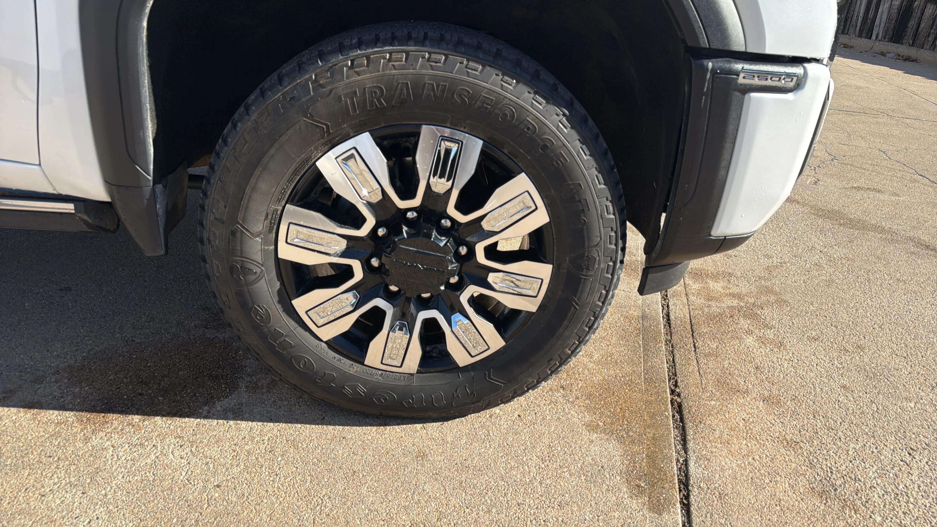 2025 GMC Sierra 2500 HD Denali