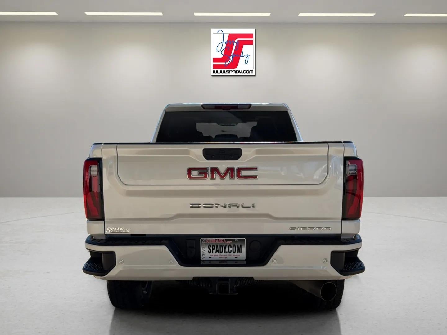 2025 GMC Sierra 2500 HD Denali