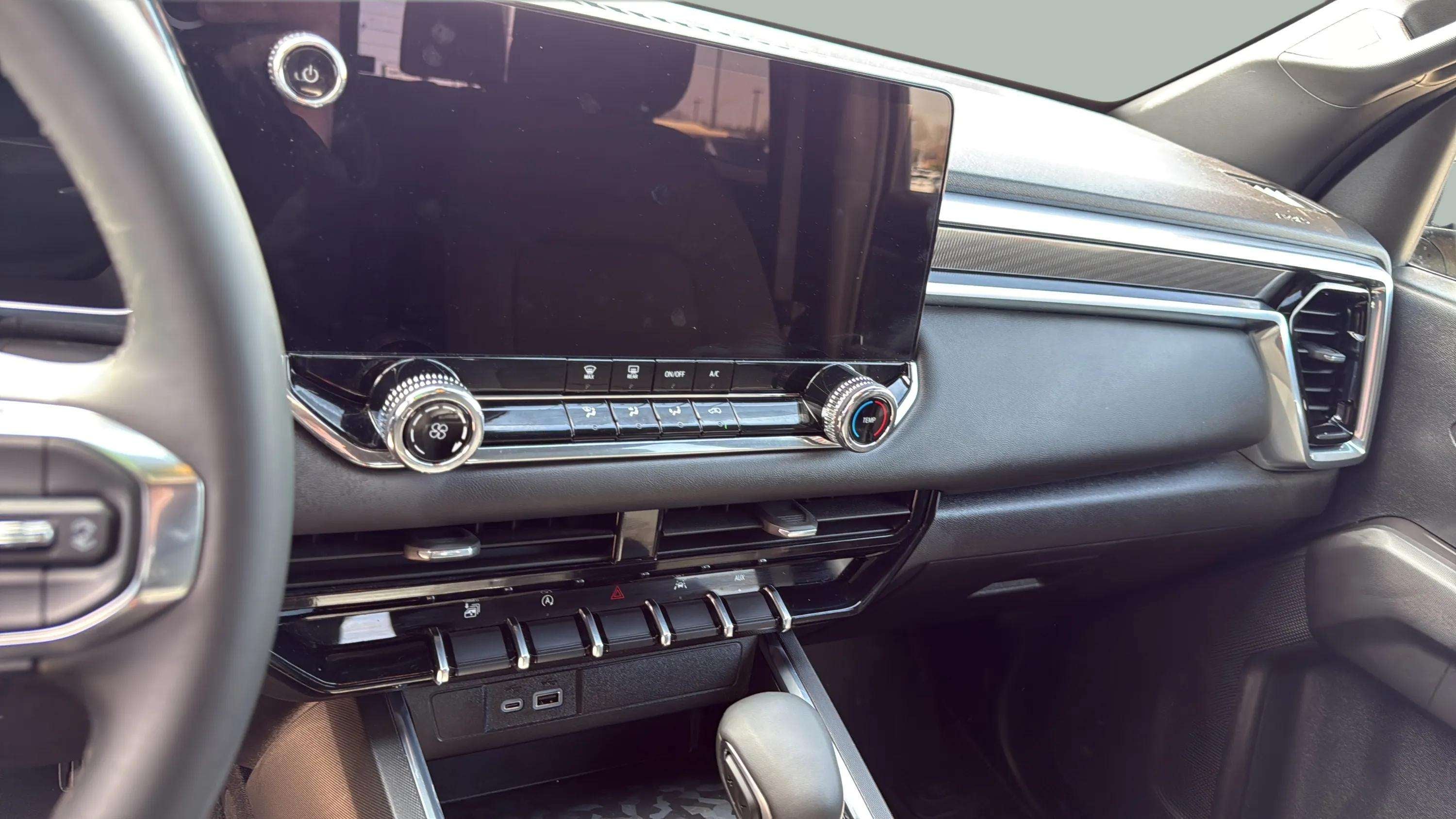 2025 GMC Canyon Elevation