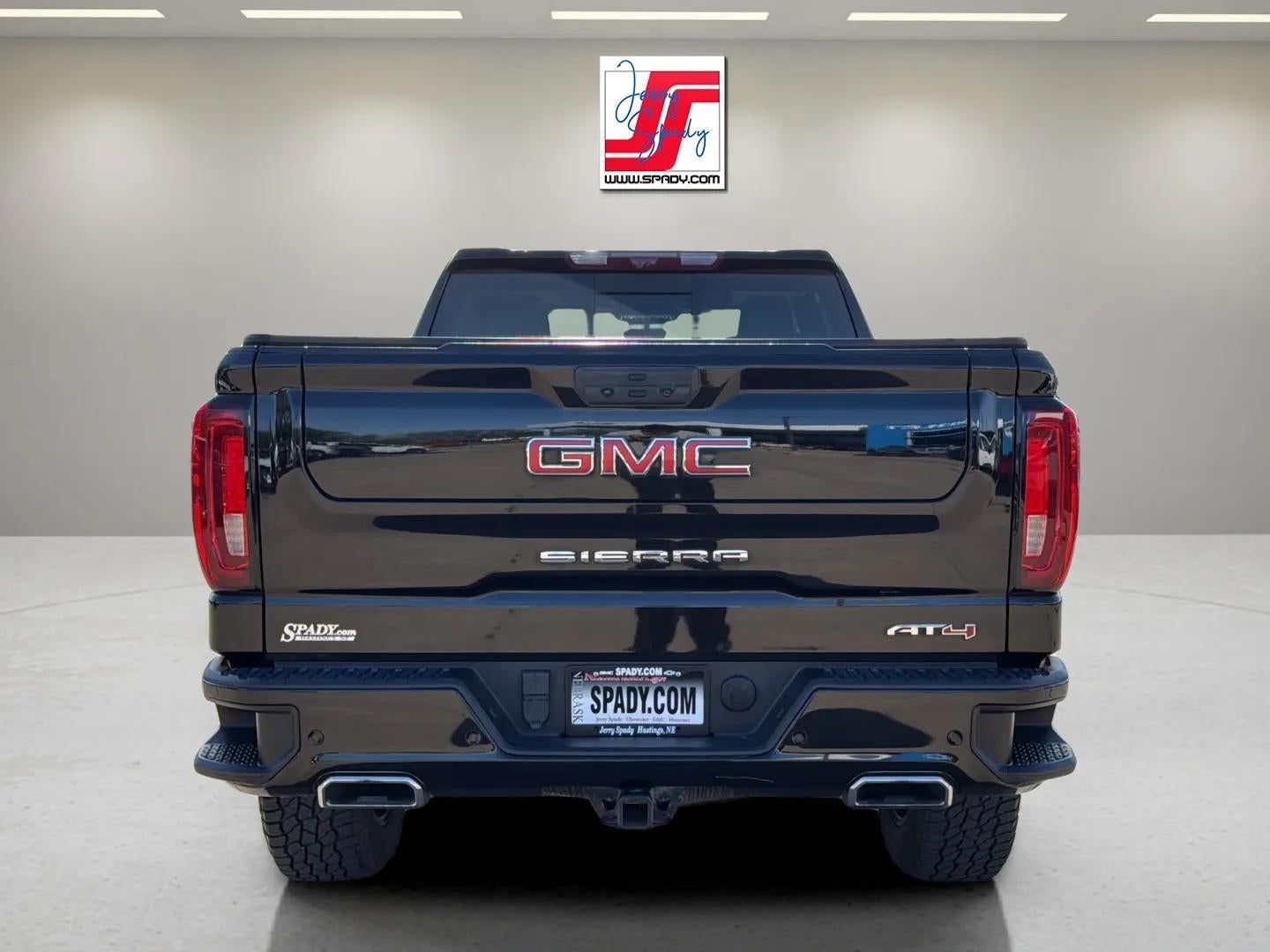 2022 GMC Sierra 1500 AT4