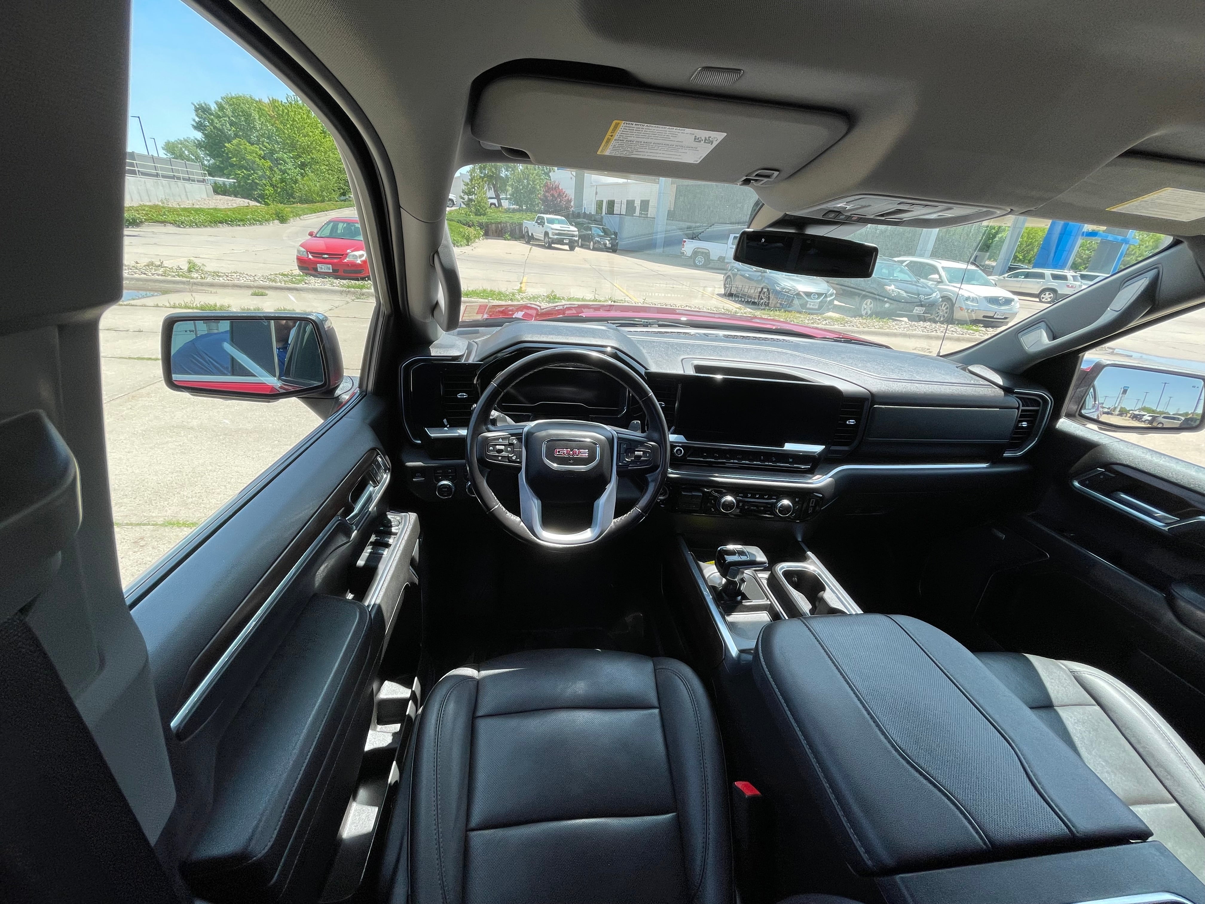 2023 GMC Sierra 1500 SLT