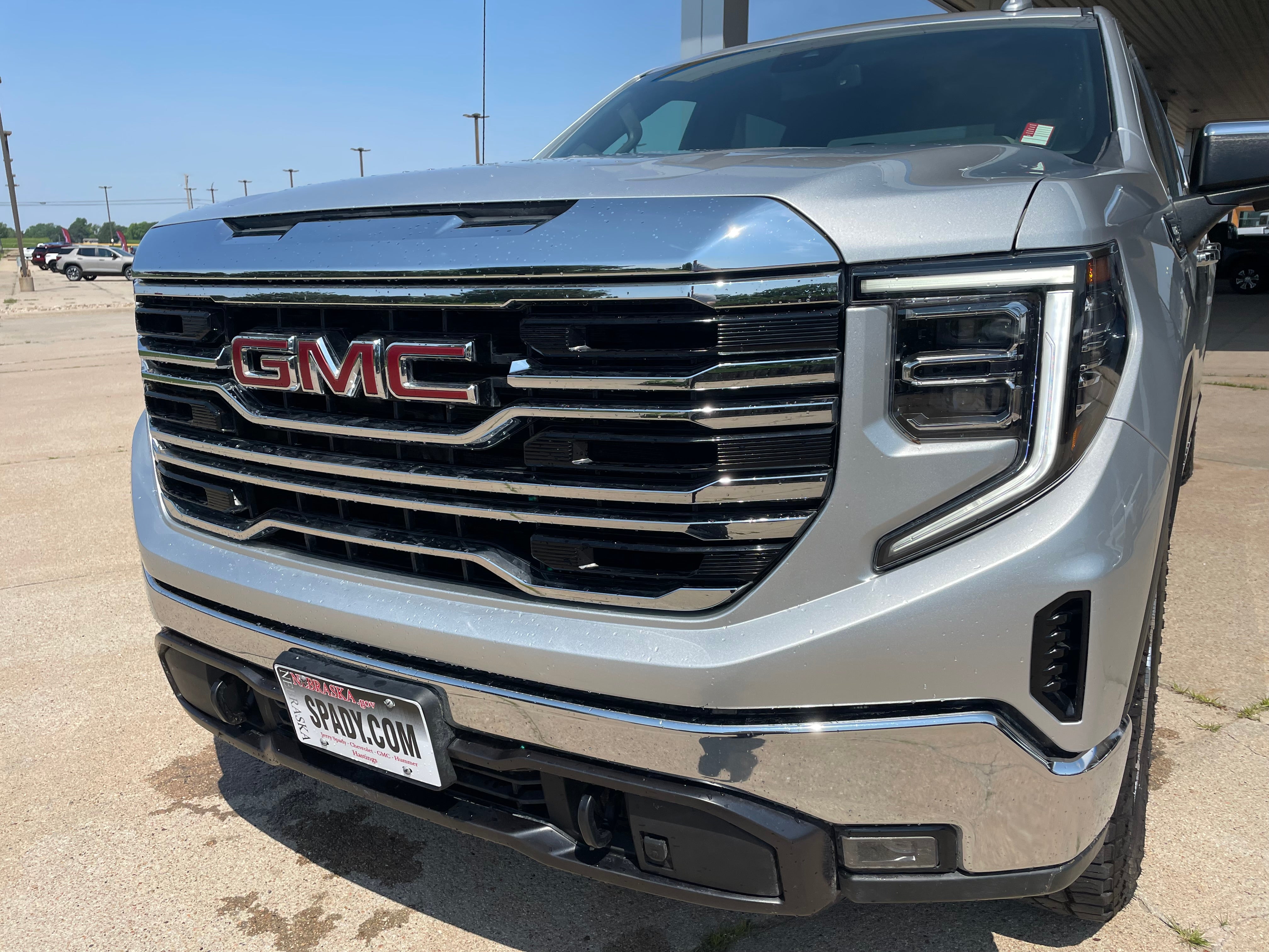 2022 GMC Sierra 1500 SLT