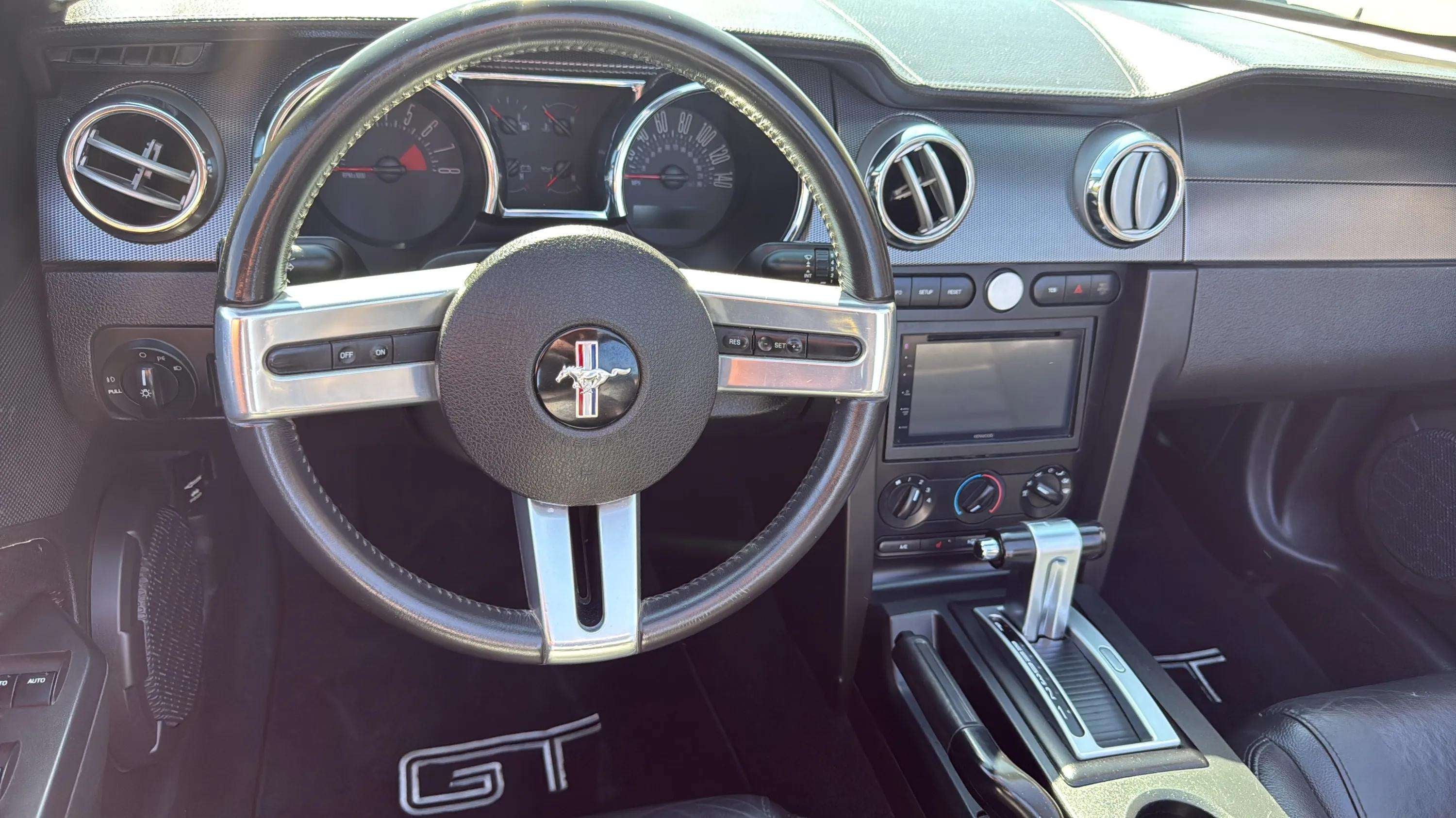 2008 Ford Mustang GT Deluxe
