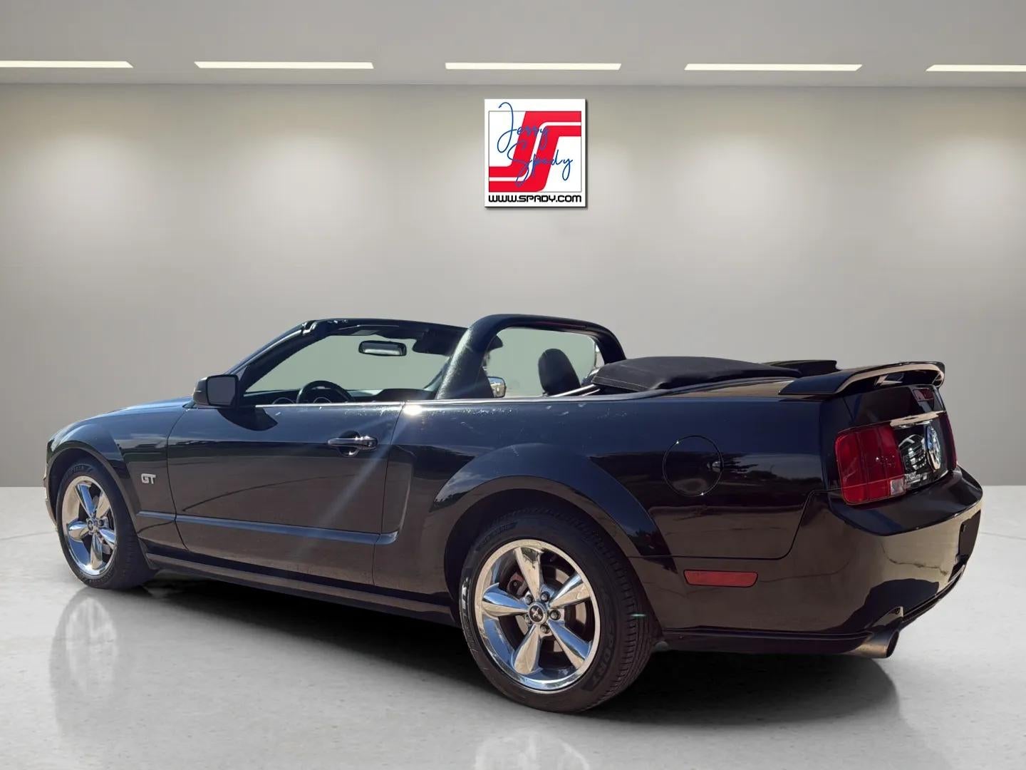 2008 Ford Mustang GT Deluxe