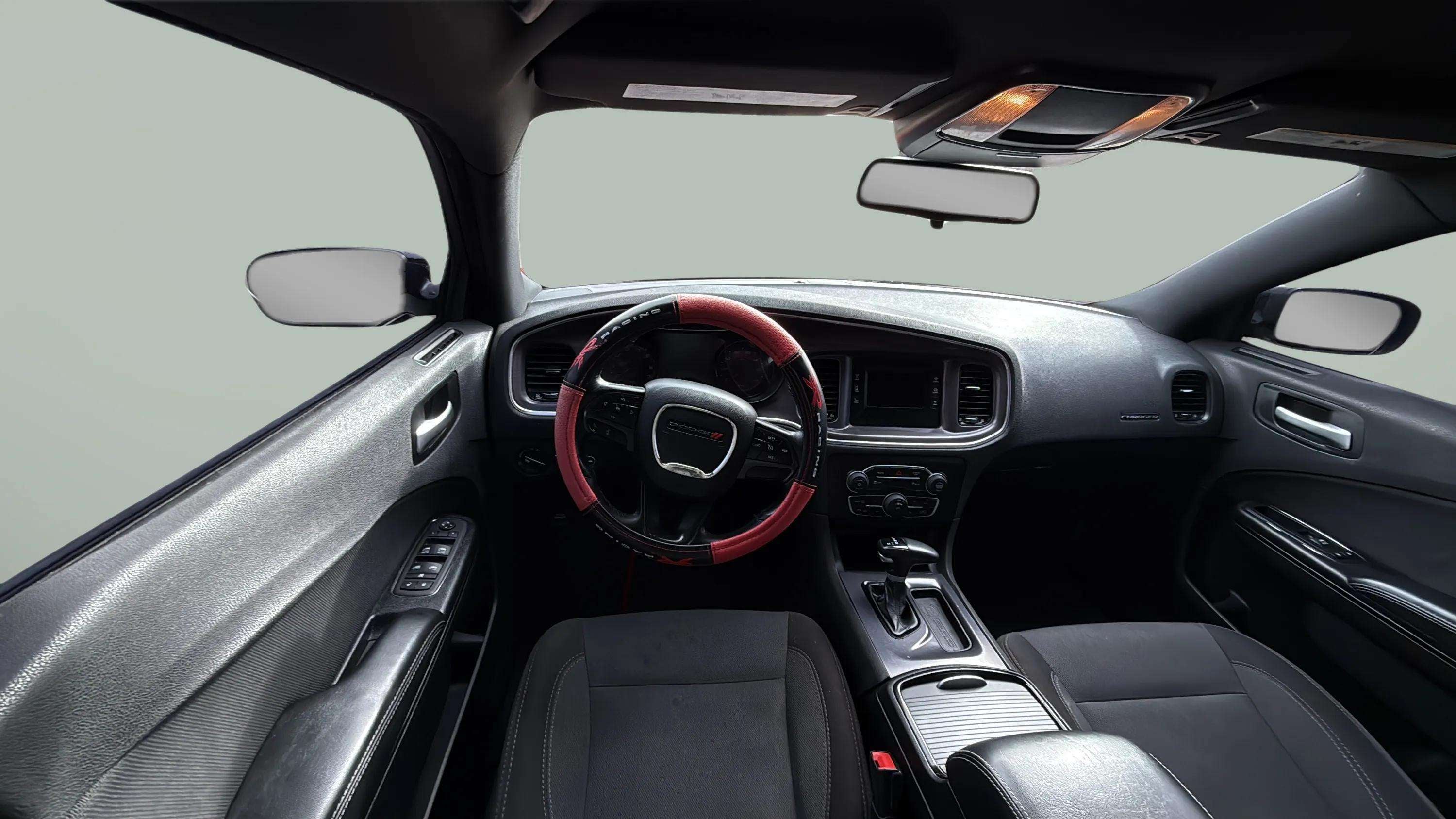 2017 Dodge Charger SE