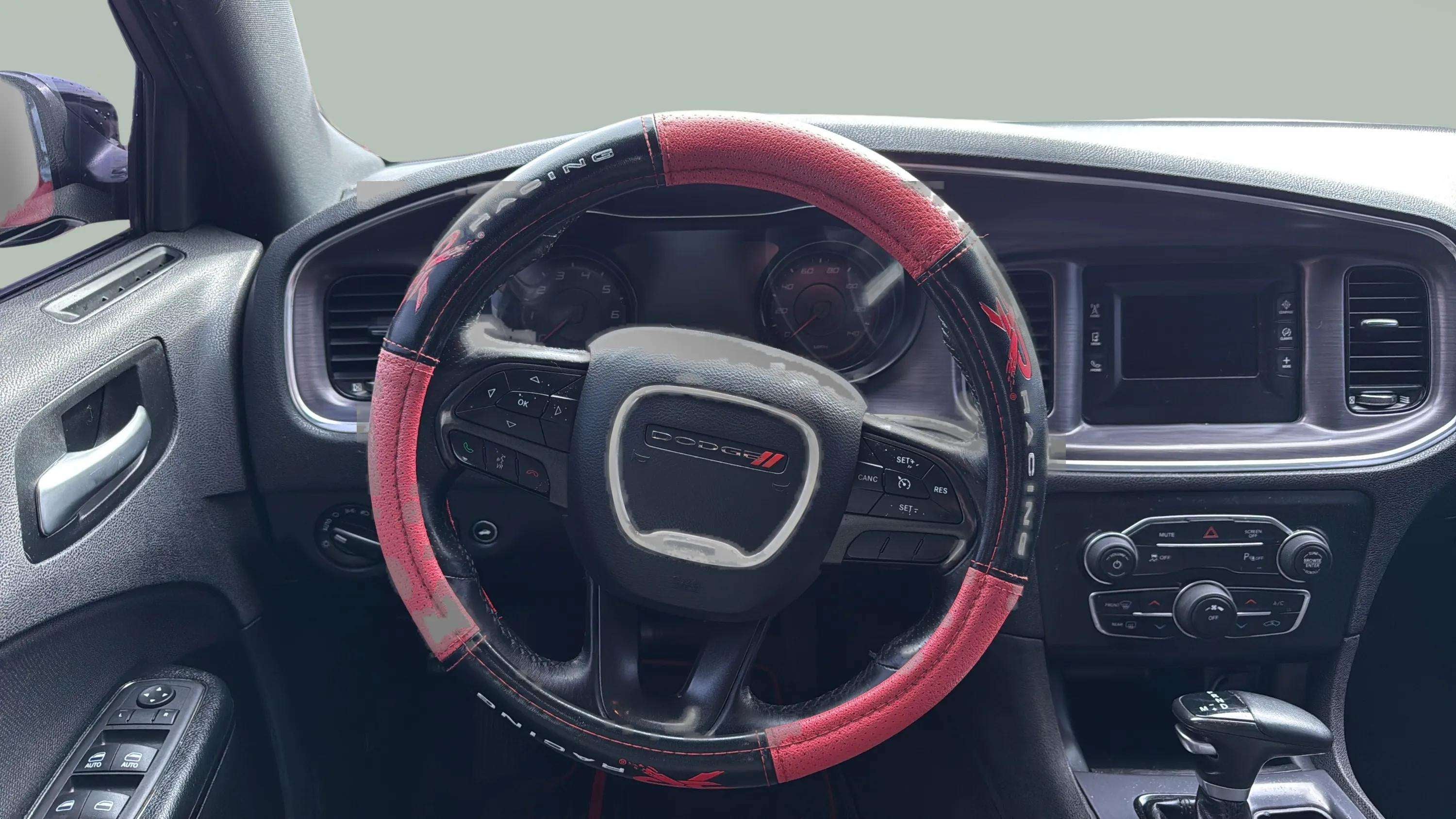 2017 Dodge Charger SE