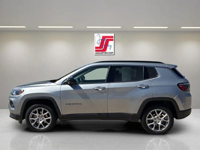 2022 Jeep Compass Latitude Lux