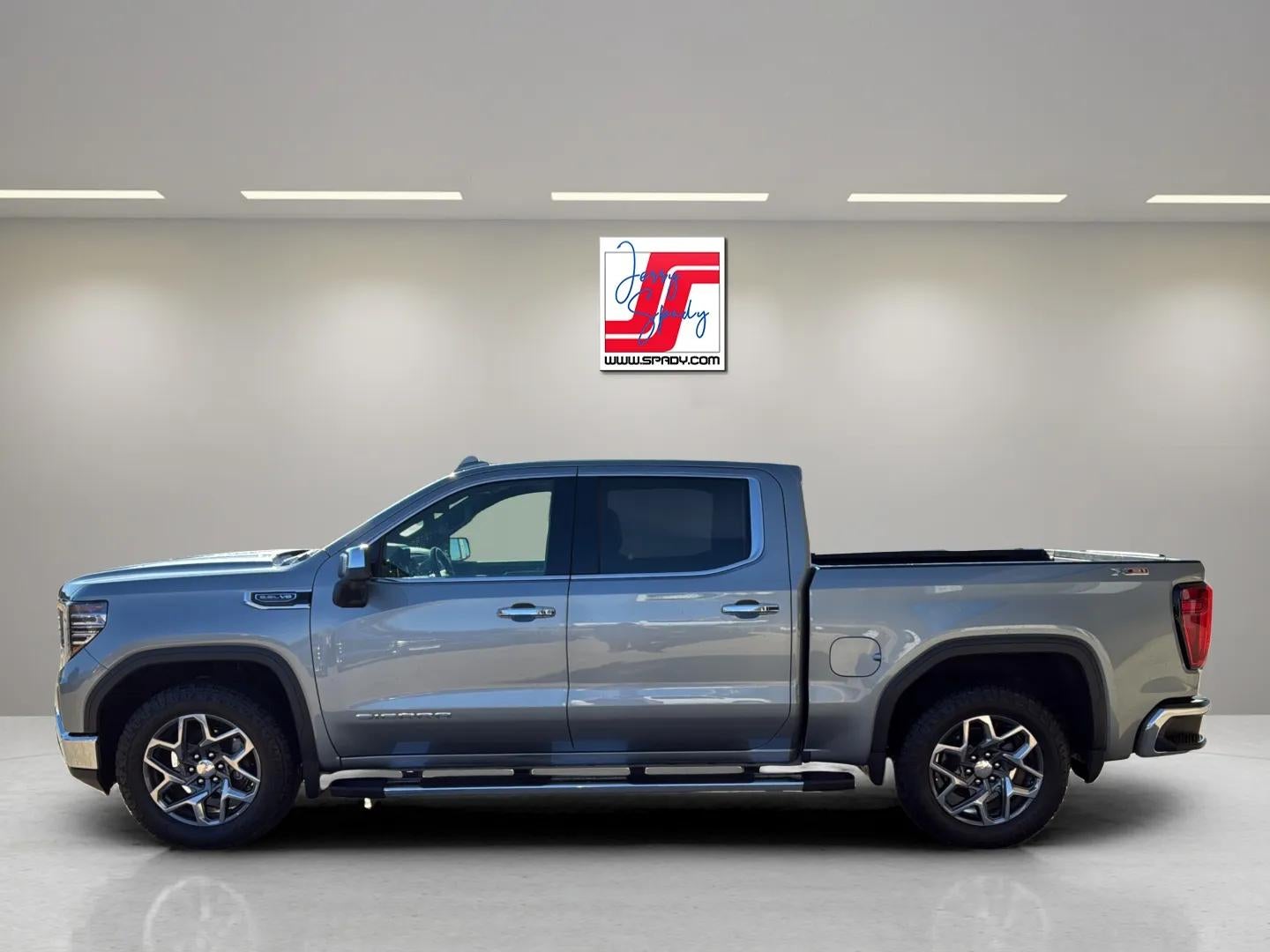 2023 GMC Sierra 1500 SLT