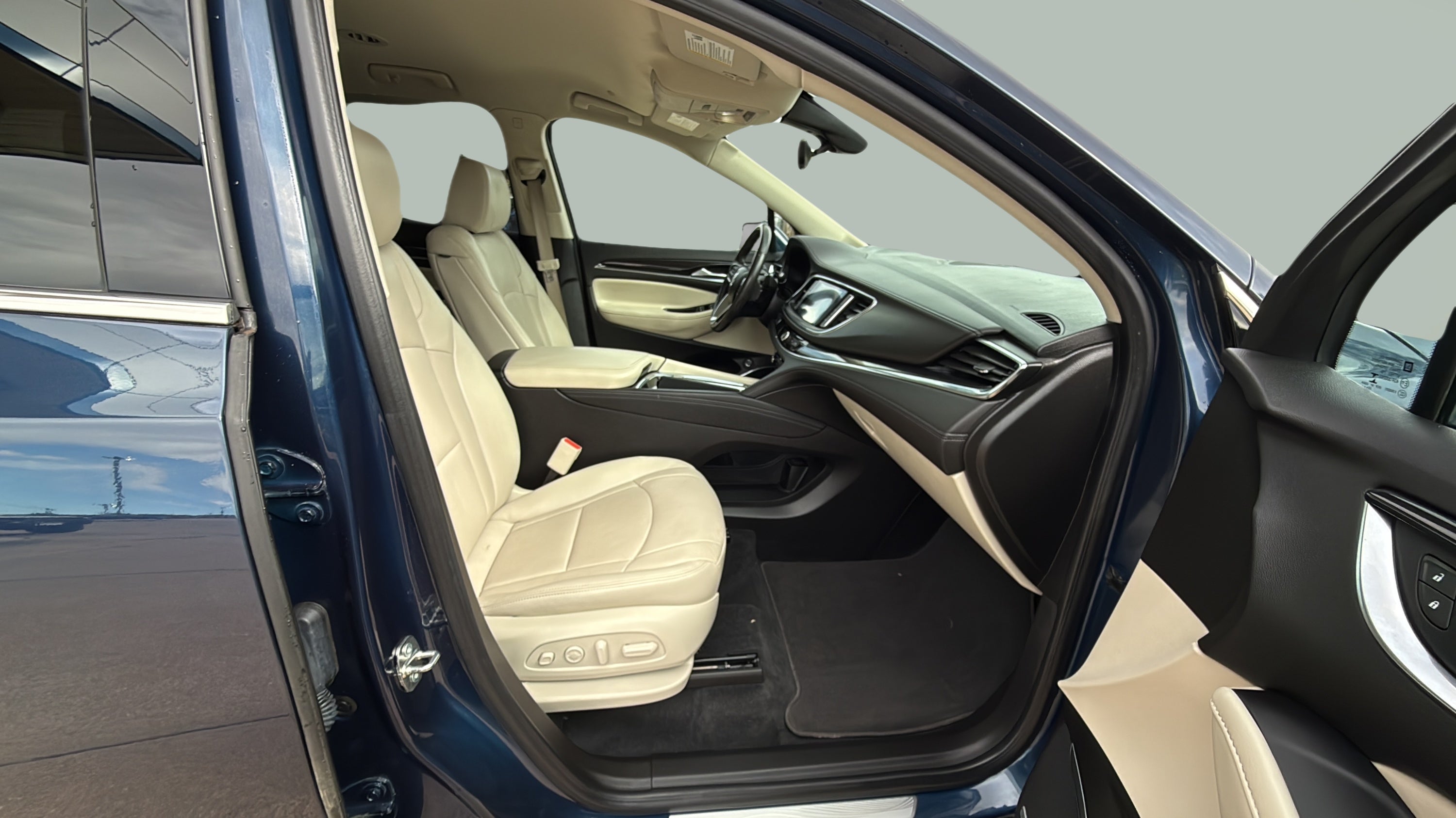 2023 Buick Enclave Premium