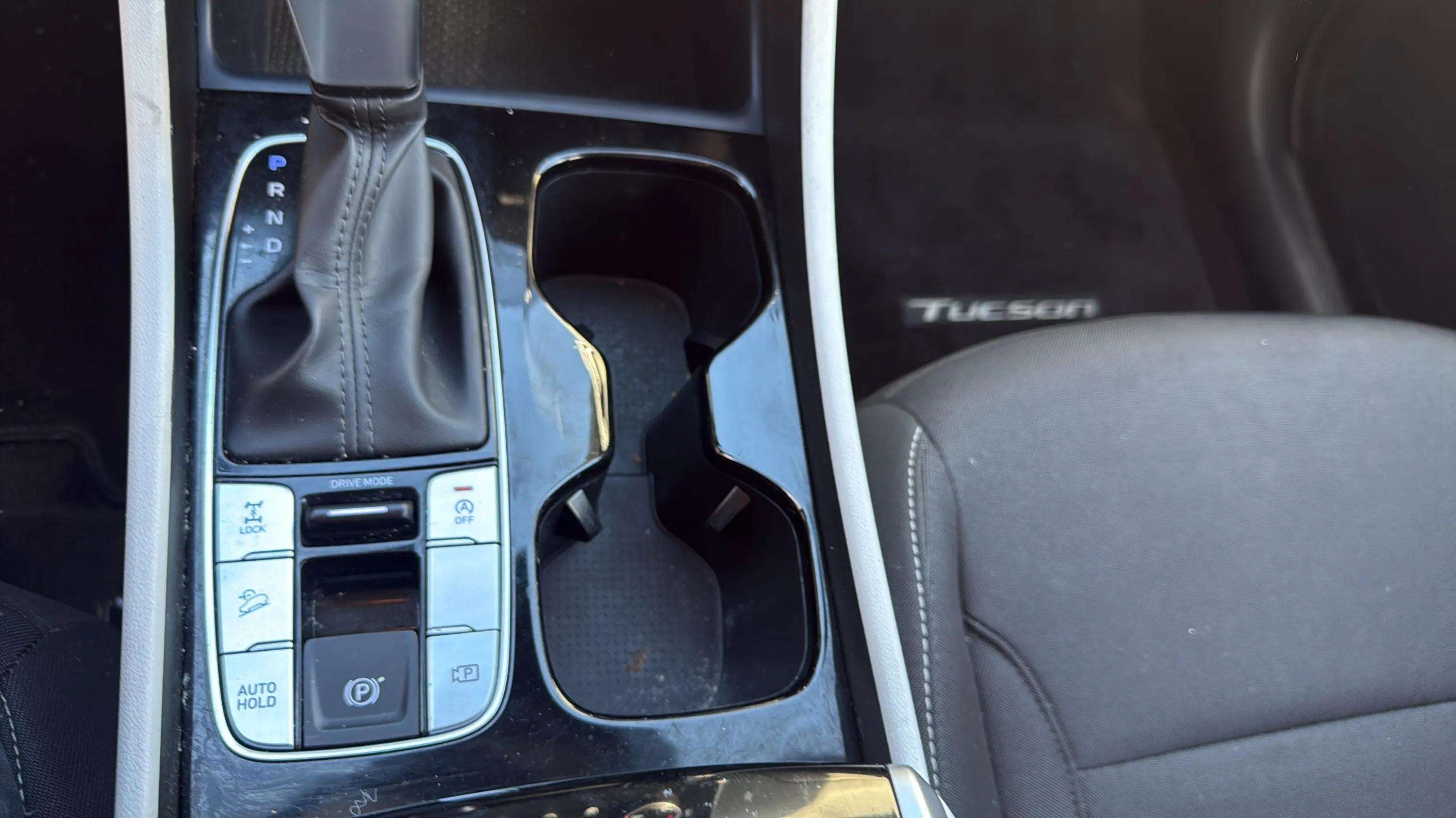 2022 Hyundai Tucson SE