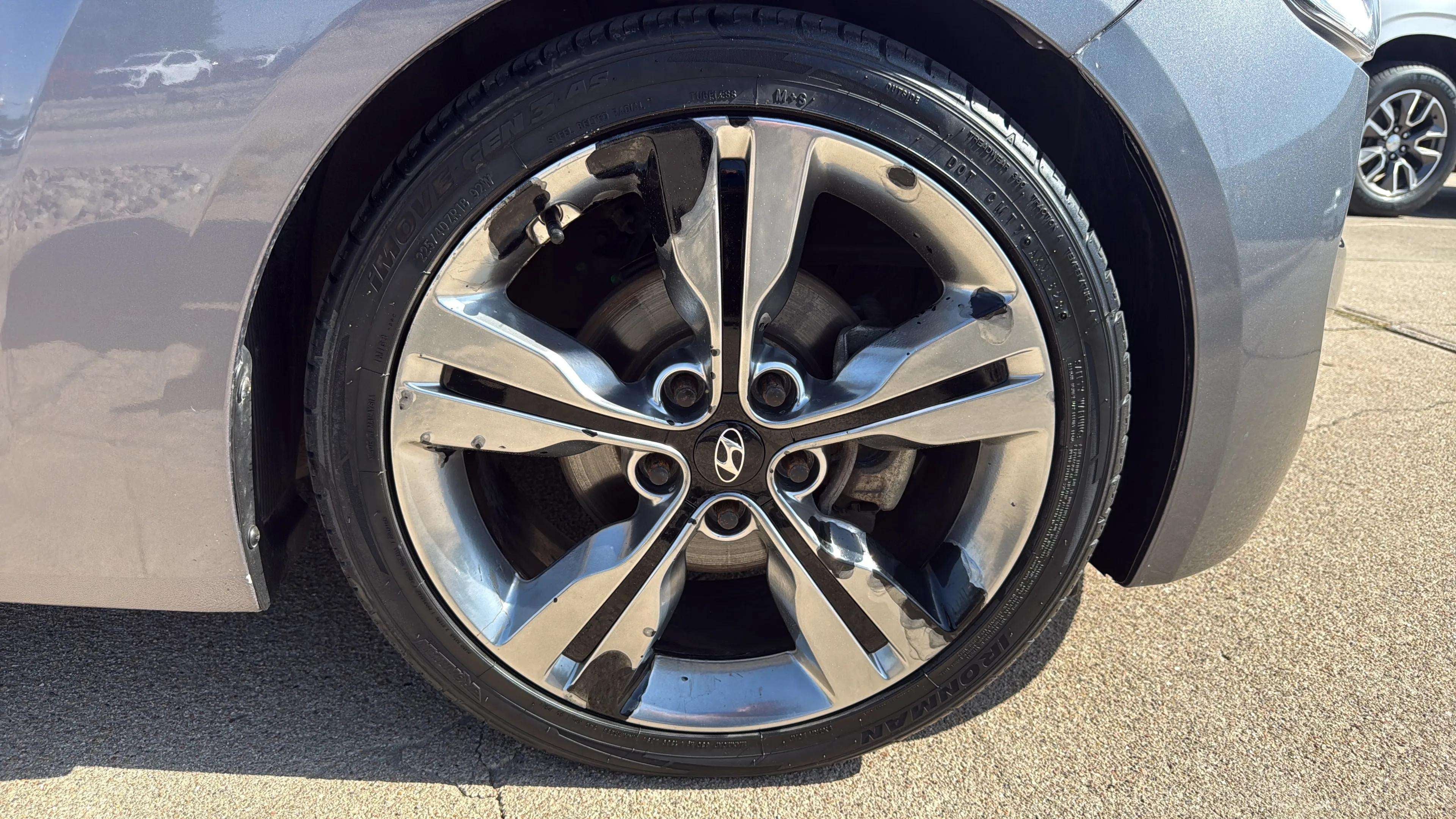 2016 Hyundai Veloster Base