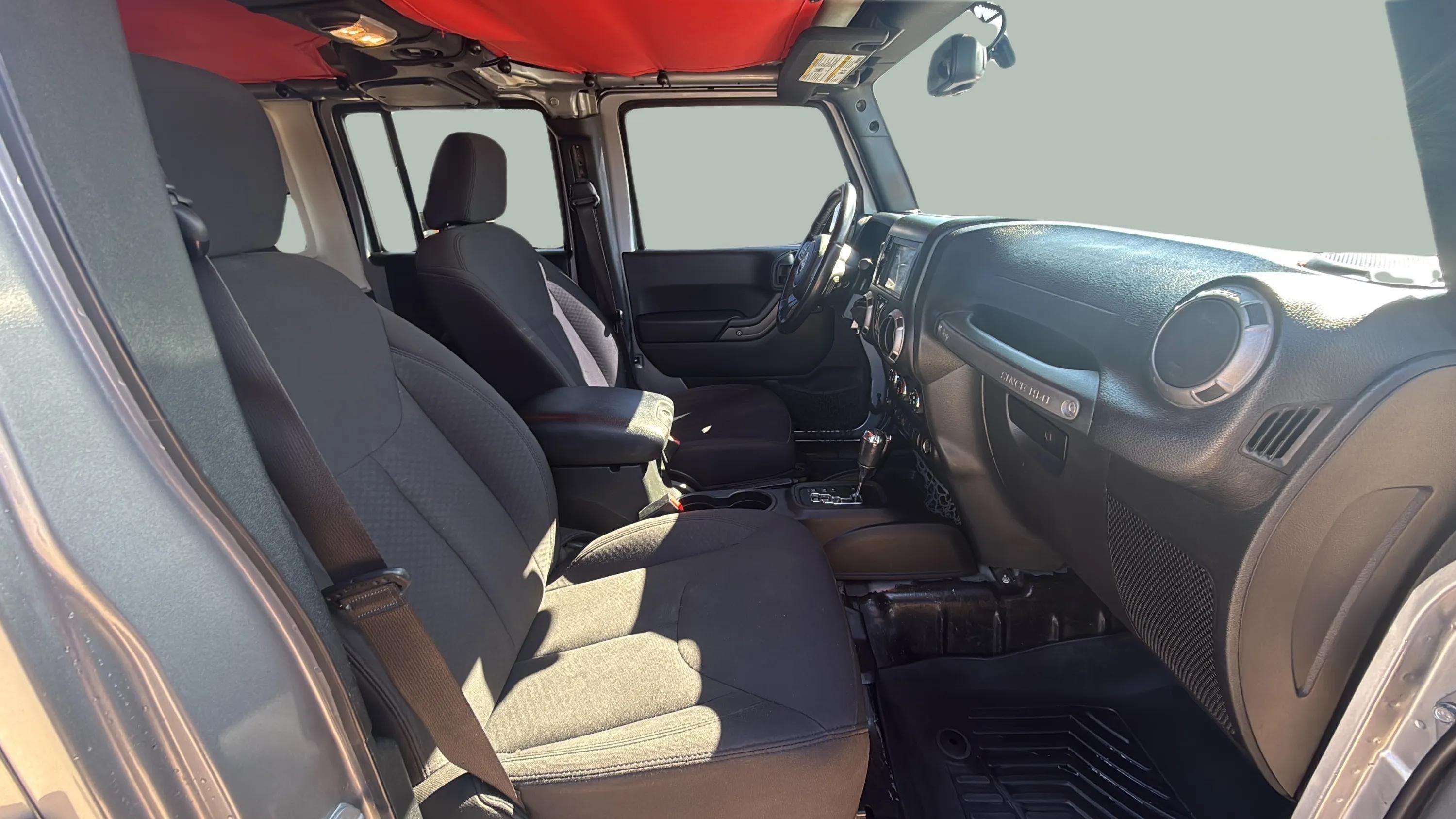 2017 Jeep Wrangler Unlimited Sport