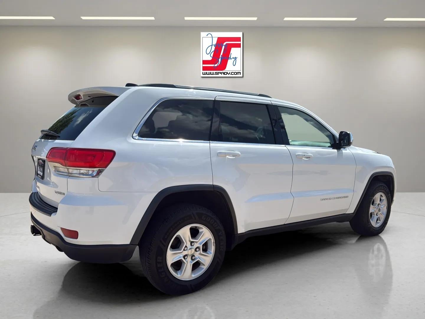 2016 Jeep Grand Cherokee Laredo